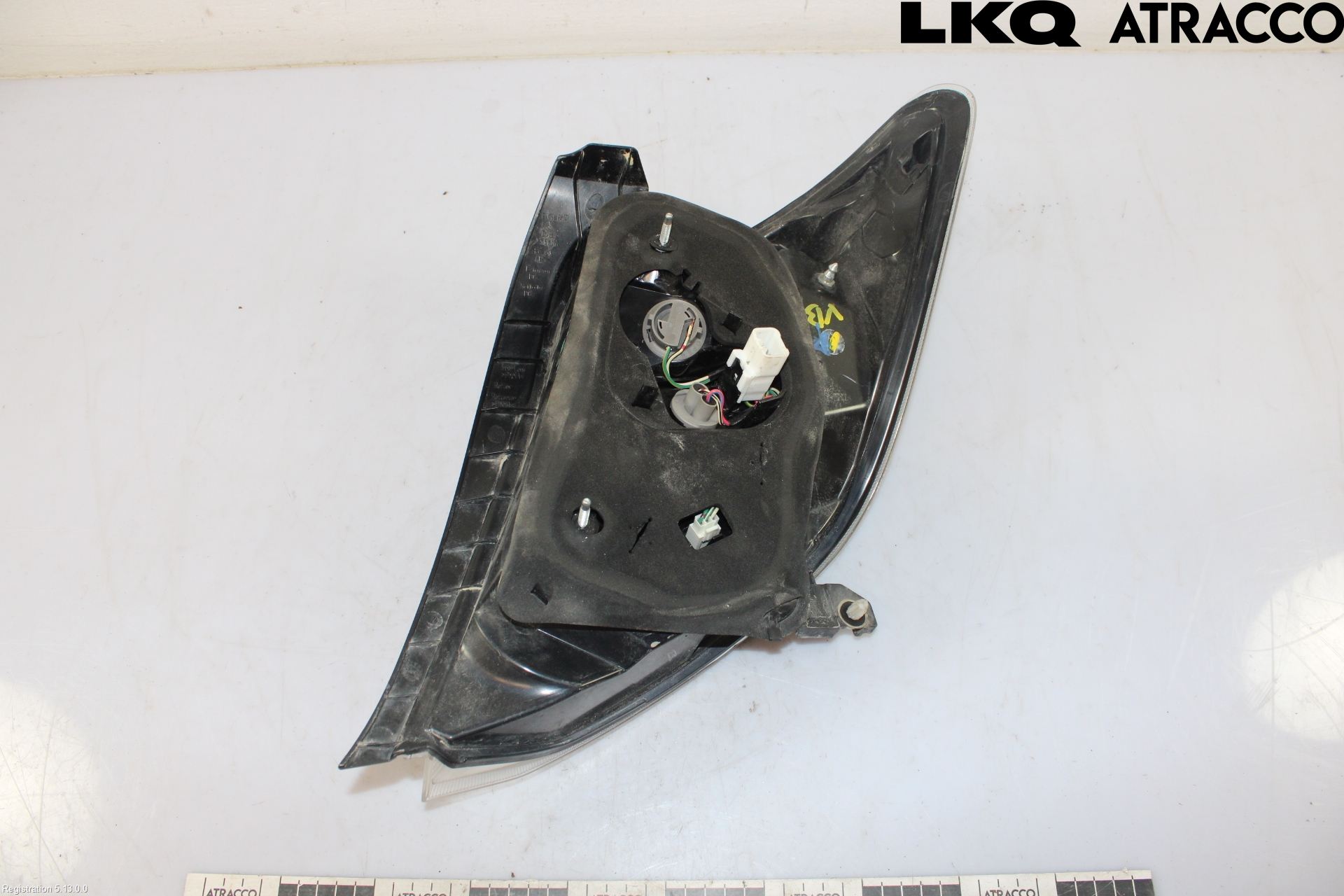 Toyota YARIS XP130 12-14 Bakljus Vänster