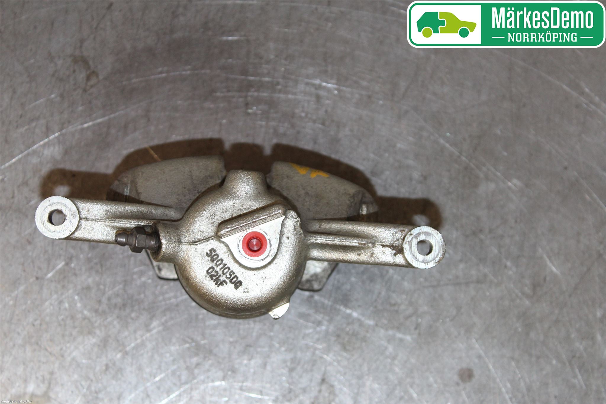 Volkswagen VW PASSAT 15-19 Bromsok Fram Vänster