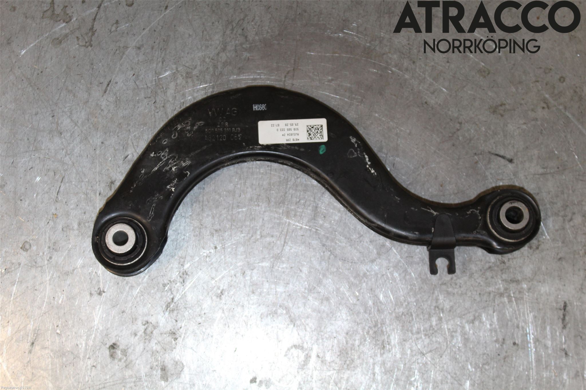 Volkswagen VW PASSAT 15-19 Bärarm Bak Övre Höger