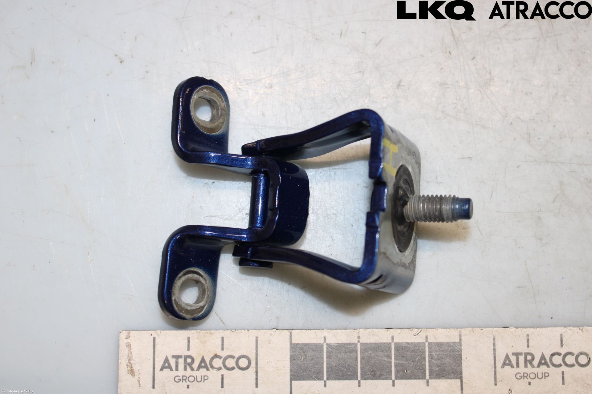 Volkswagen VW TAIGO 22- Bakluckegångjärn Hö