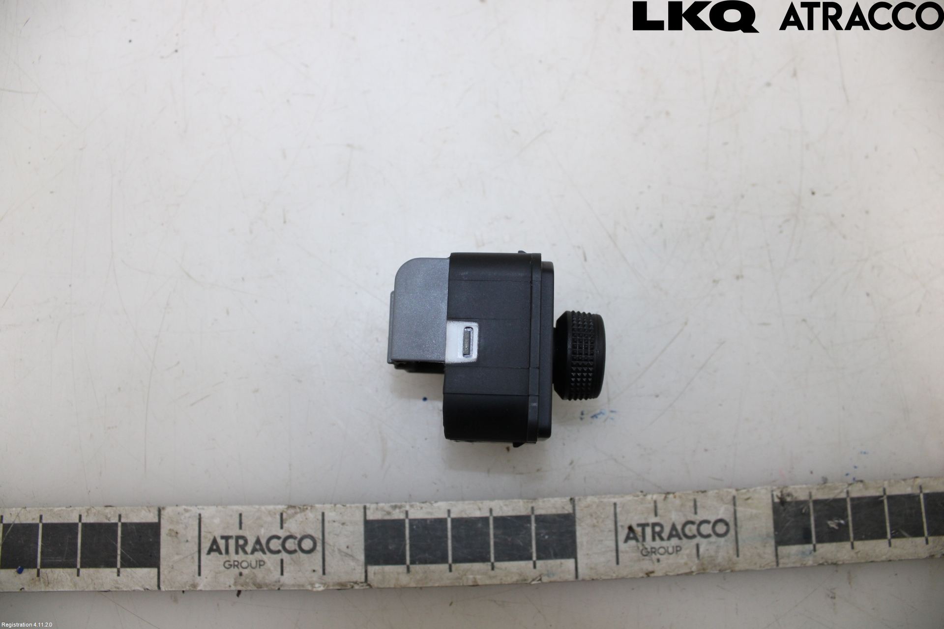 Skoda FABIA 22- Strömställare Spegel