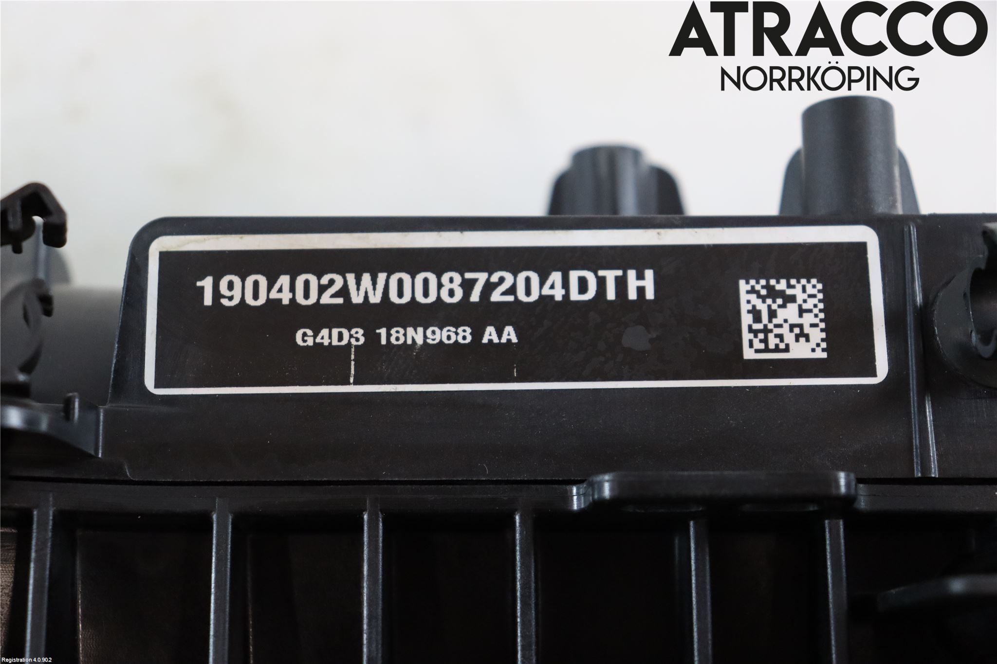 Jaguar F-PACE Grenrör Insug