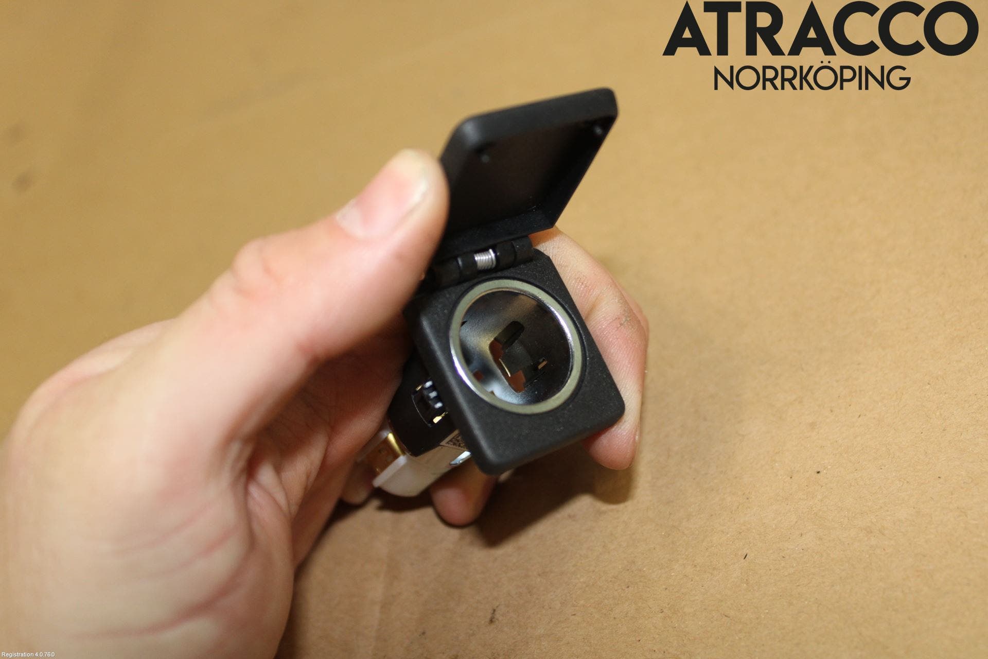 Jaguar I-PACE 18- Cigtändare