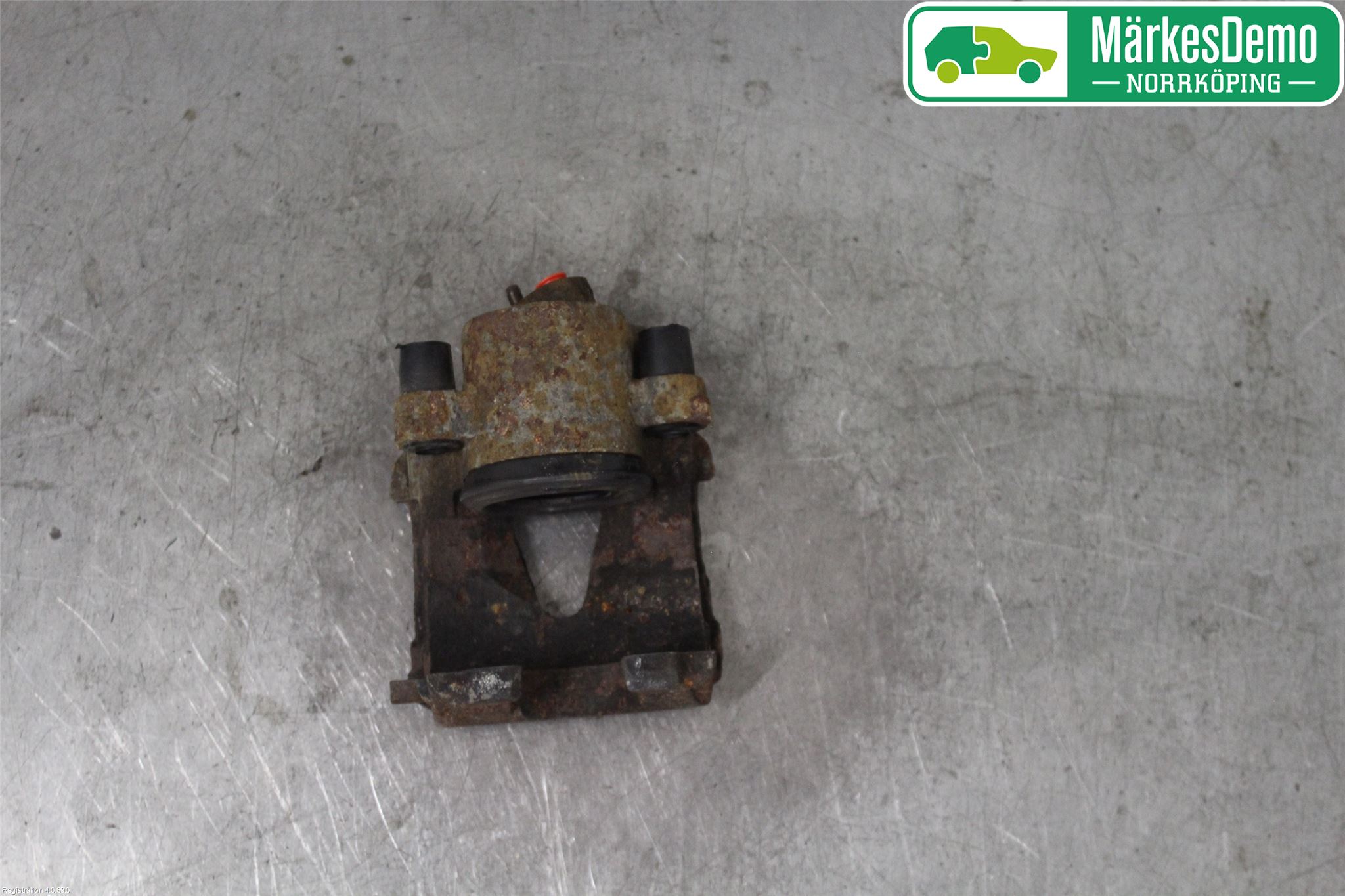 Skoda YETI Bromsok Fram Höger