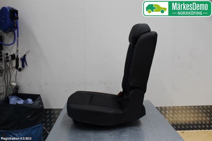 Skoda KAROQ 18- Inredning Baksäte