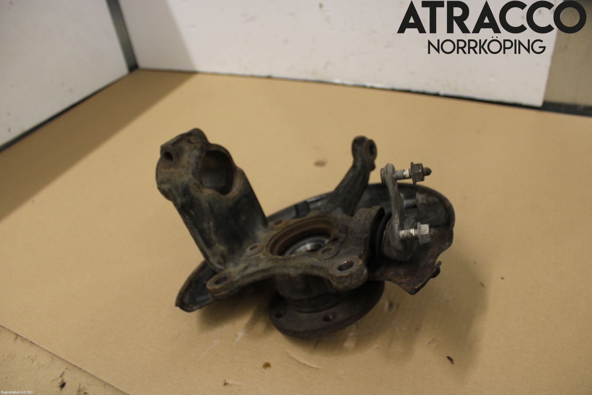 Audi Q3 8U 12-18 Styrspindel Lagerhus Hö