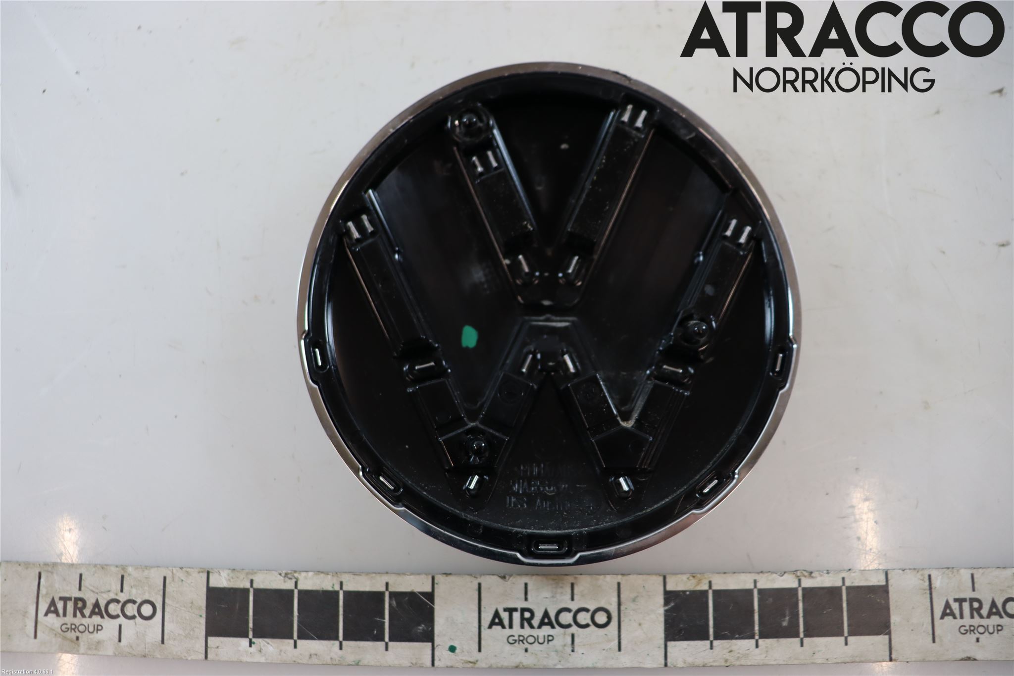 Volkswagen VW TIGUAN 16-24 Emblem
