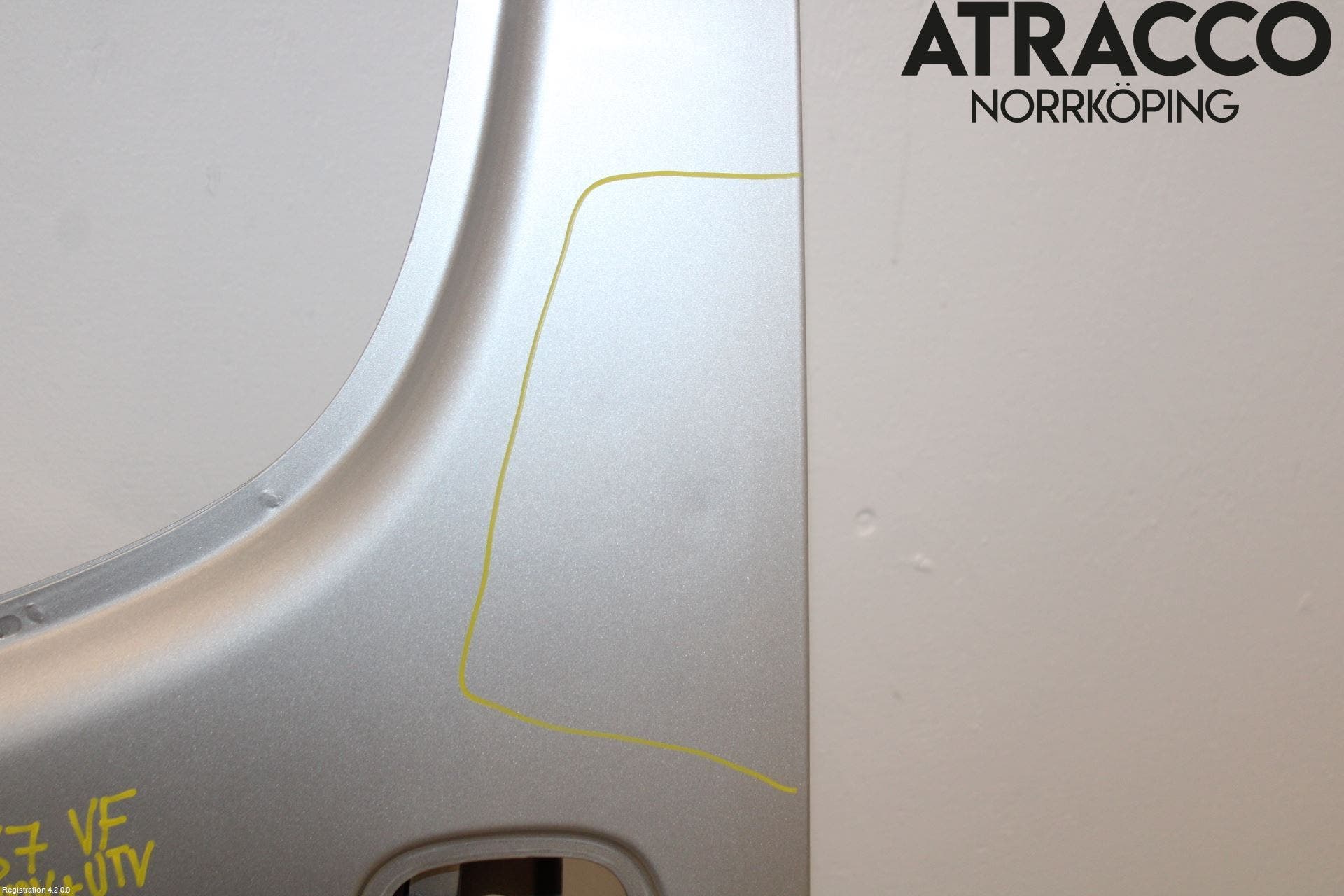 Opel VIVARO 01-14 Dörr Fram Vänster