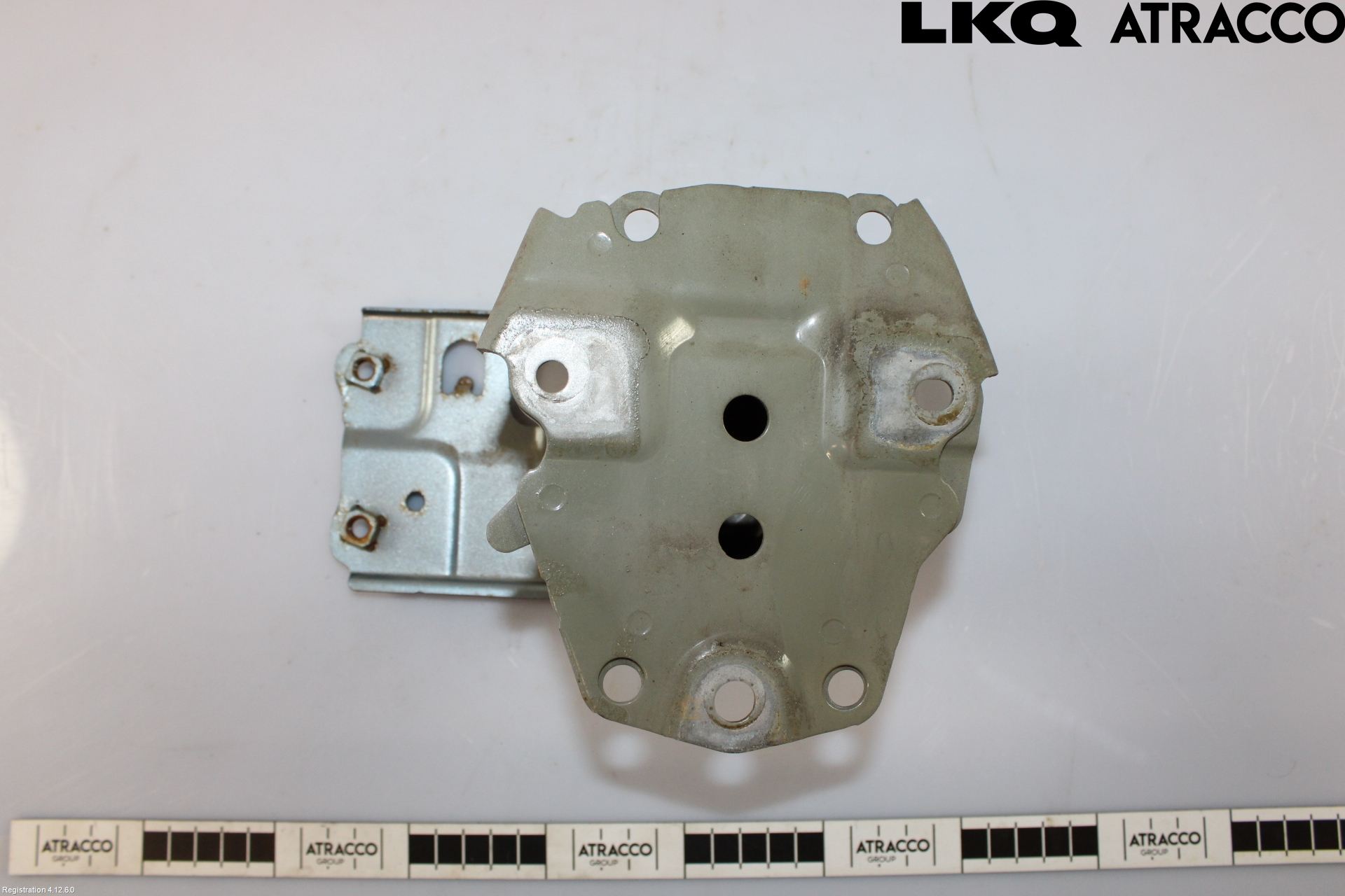 Toyota AURIS 13-19 Stötfångarbärjärn Bak