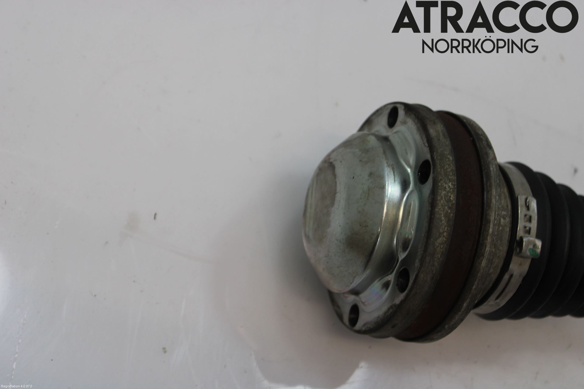 Volkswagen VW TOURAN 10-15 Drivaxel Fram Vänster