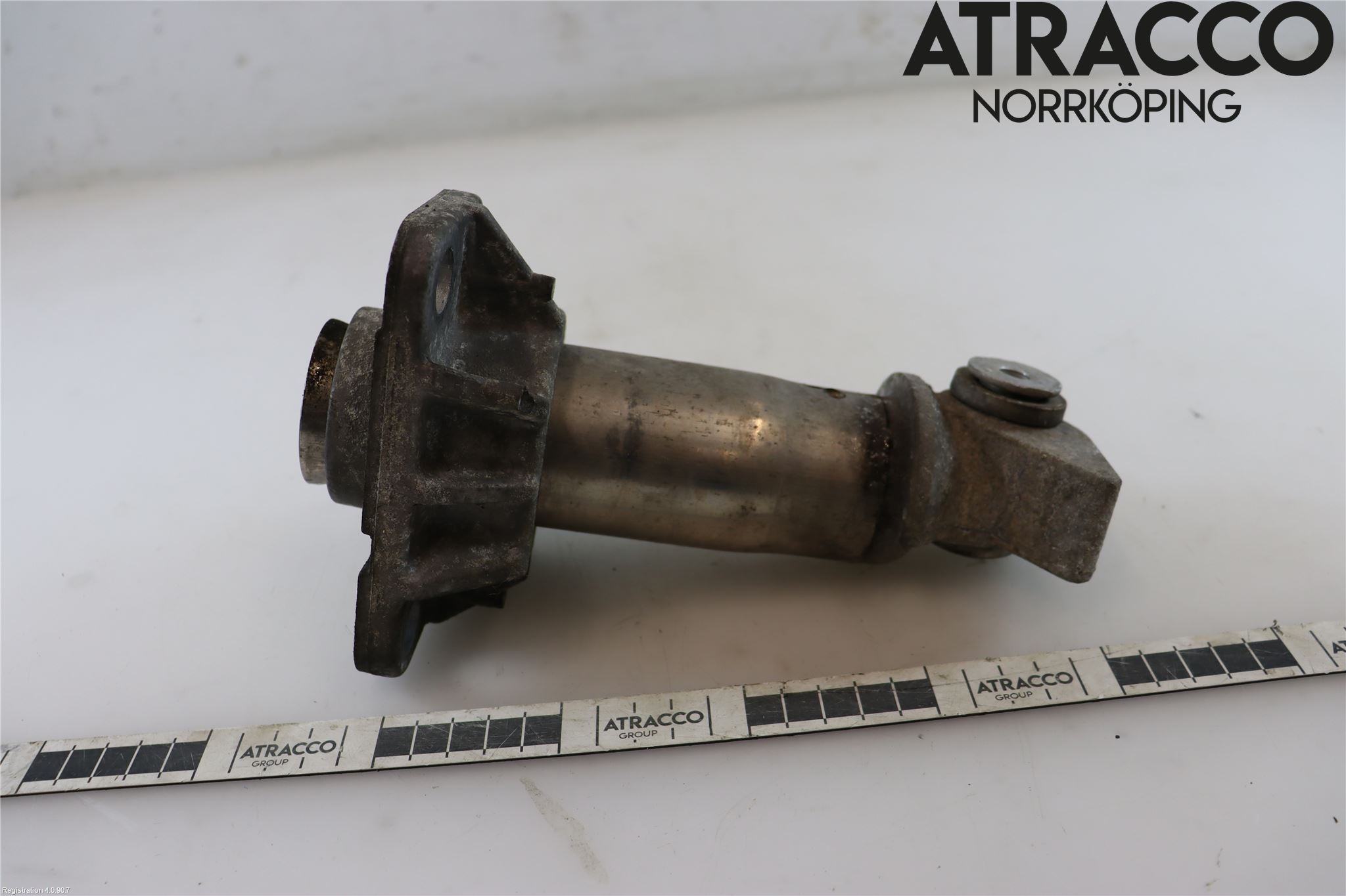 Audi A4/S4 01-05 Stötfångarbärjärn Fram