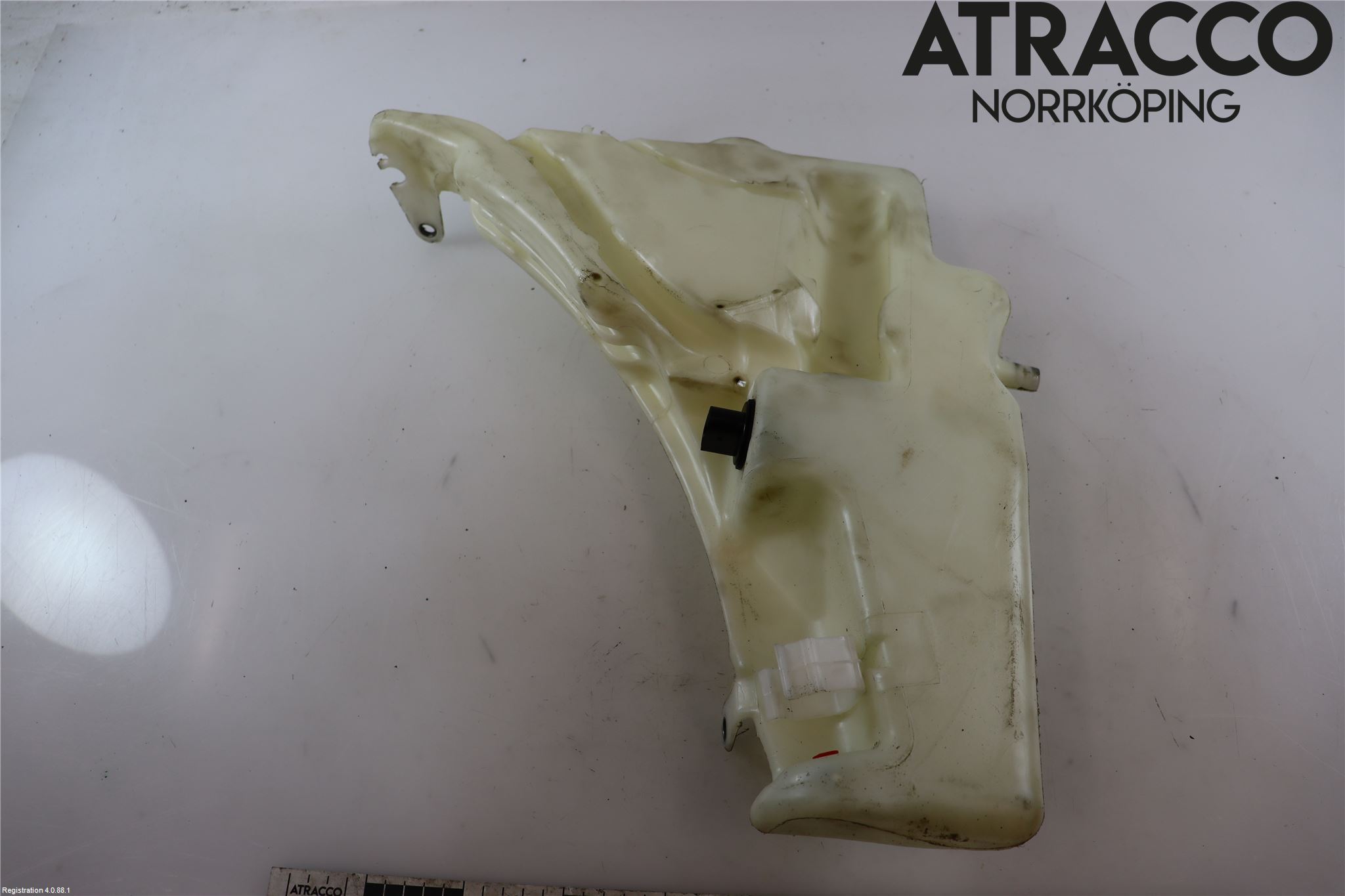 Audi A4 12-15 Spolartank Vindruta-Strål