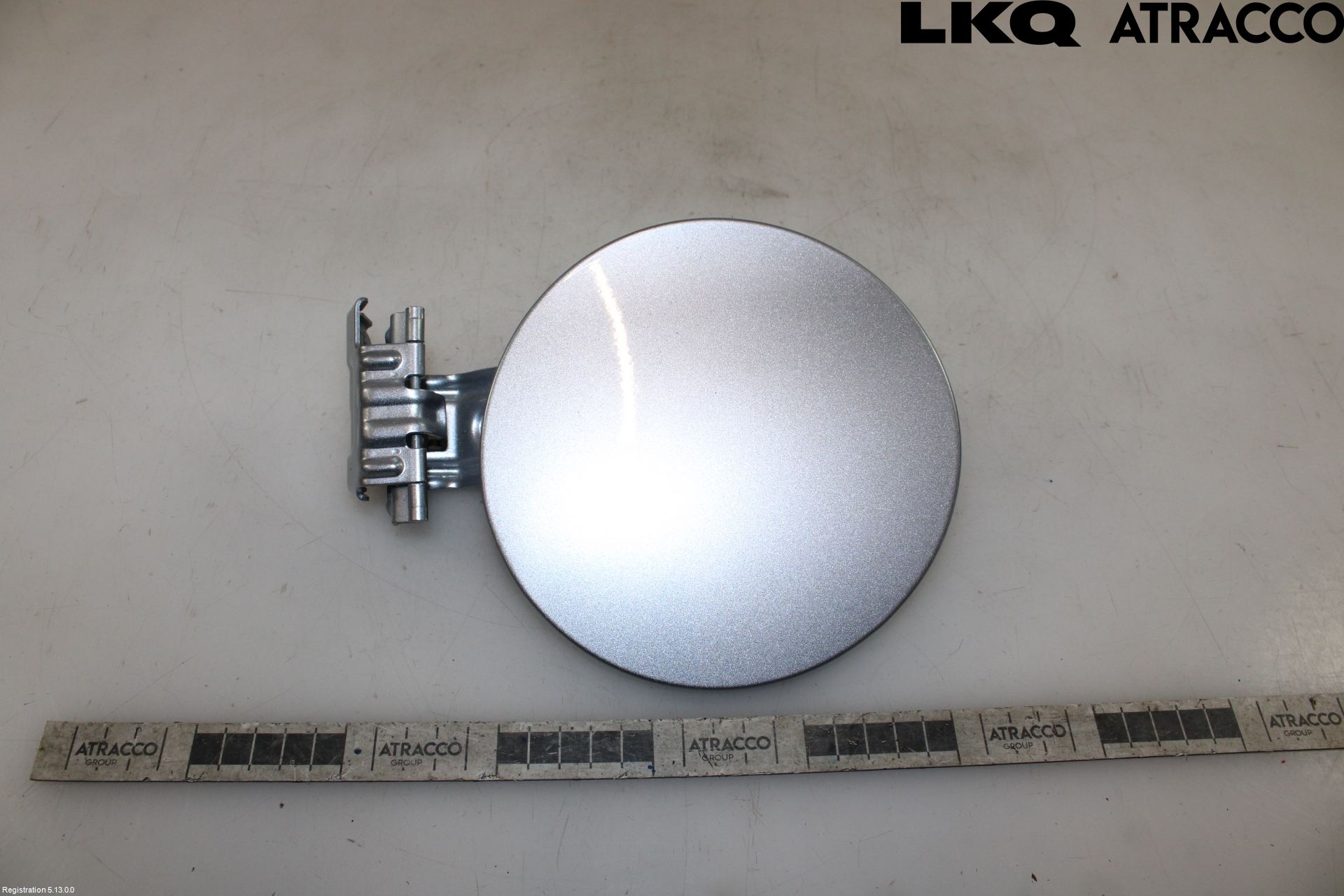 Lexus UX/300e 19- Tanklucka