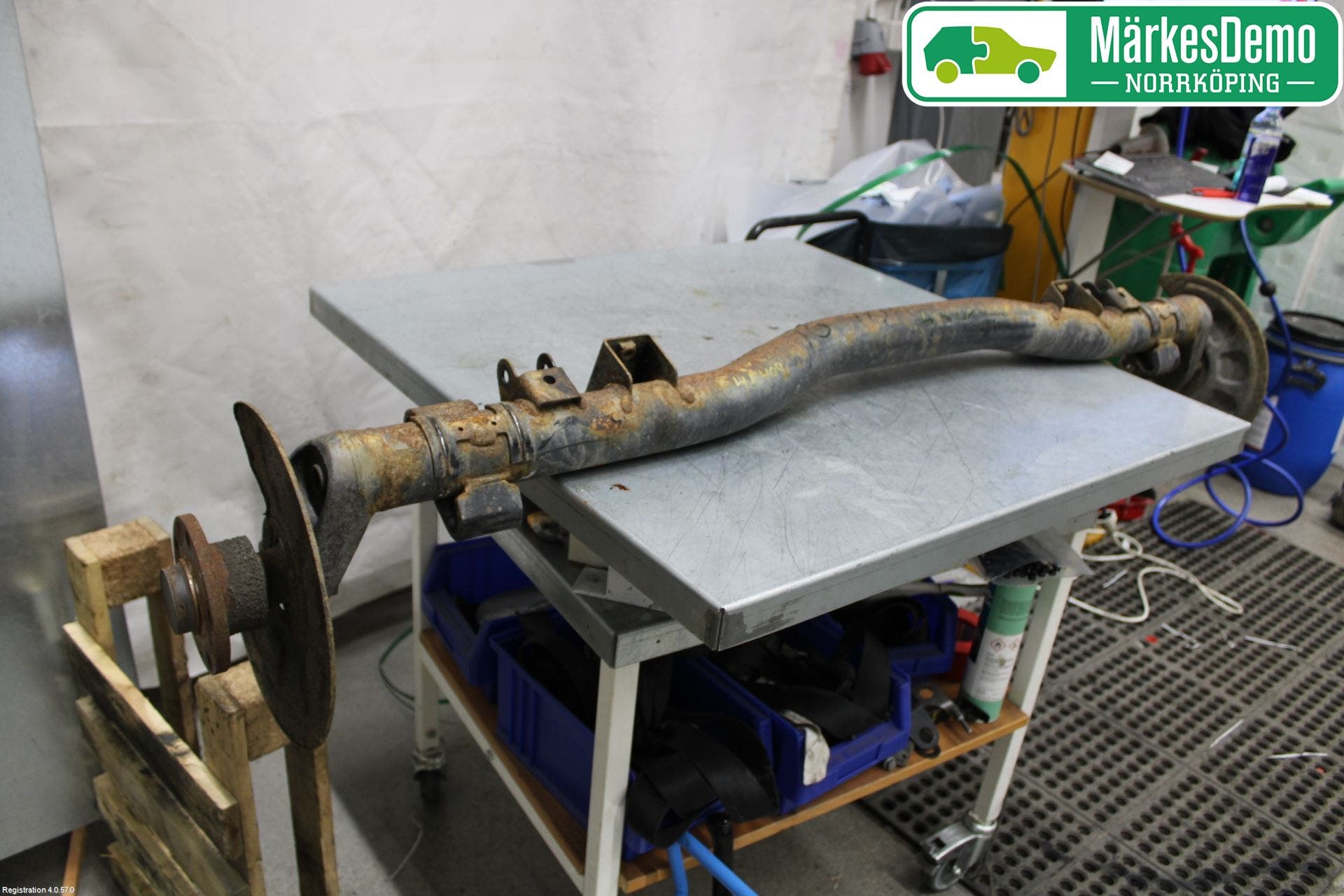 Volkswagen VW CADDY 11-15 Bakaxel