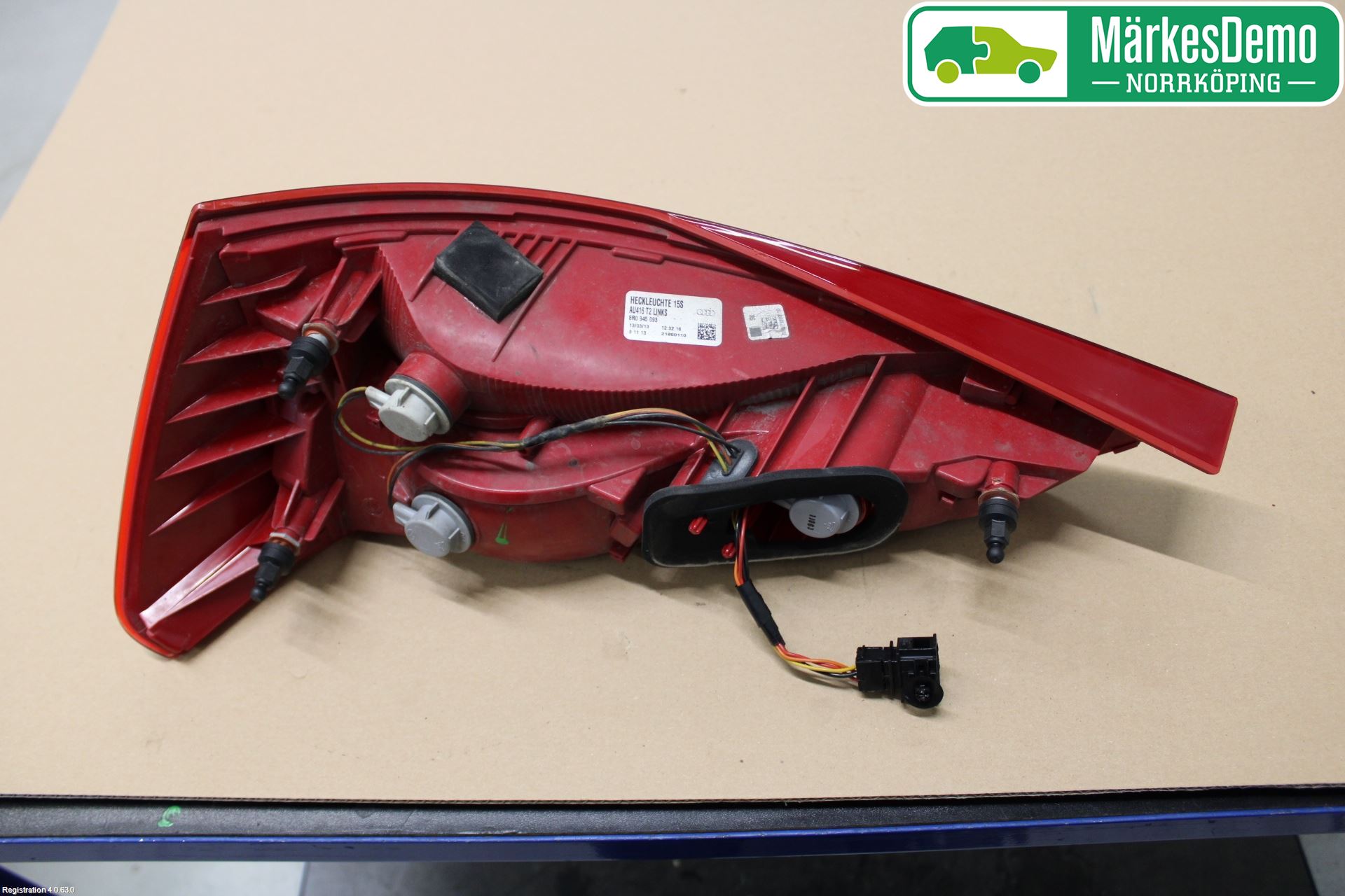 Audi Q5 09-16 Bakljus Lucka Vä