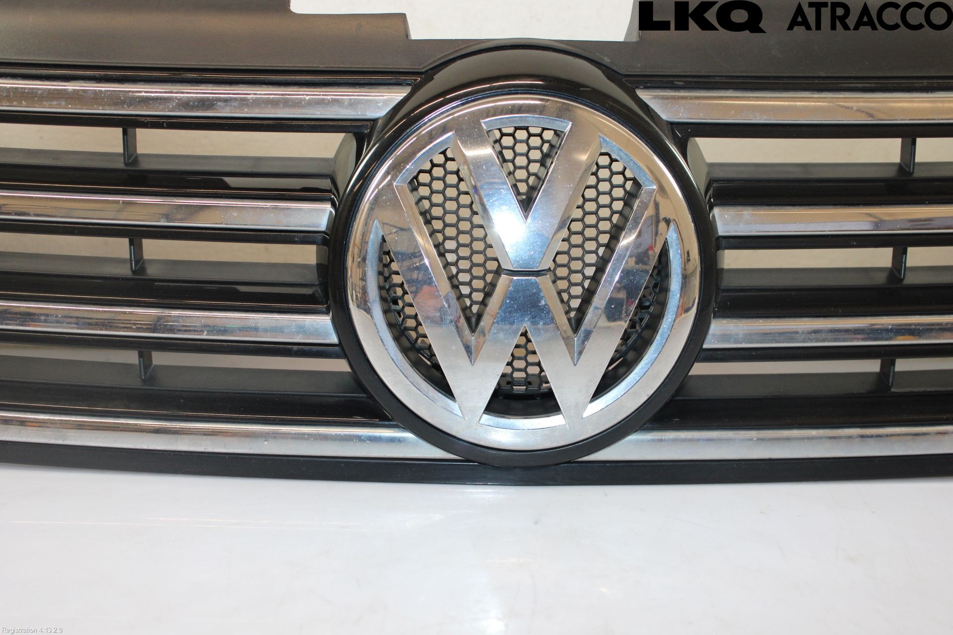 Volkswagen VW PASSAT 11-14 Grill Komp