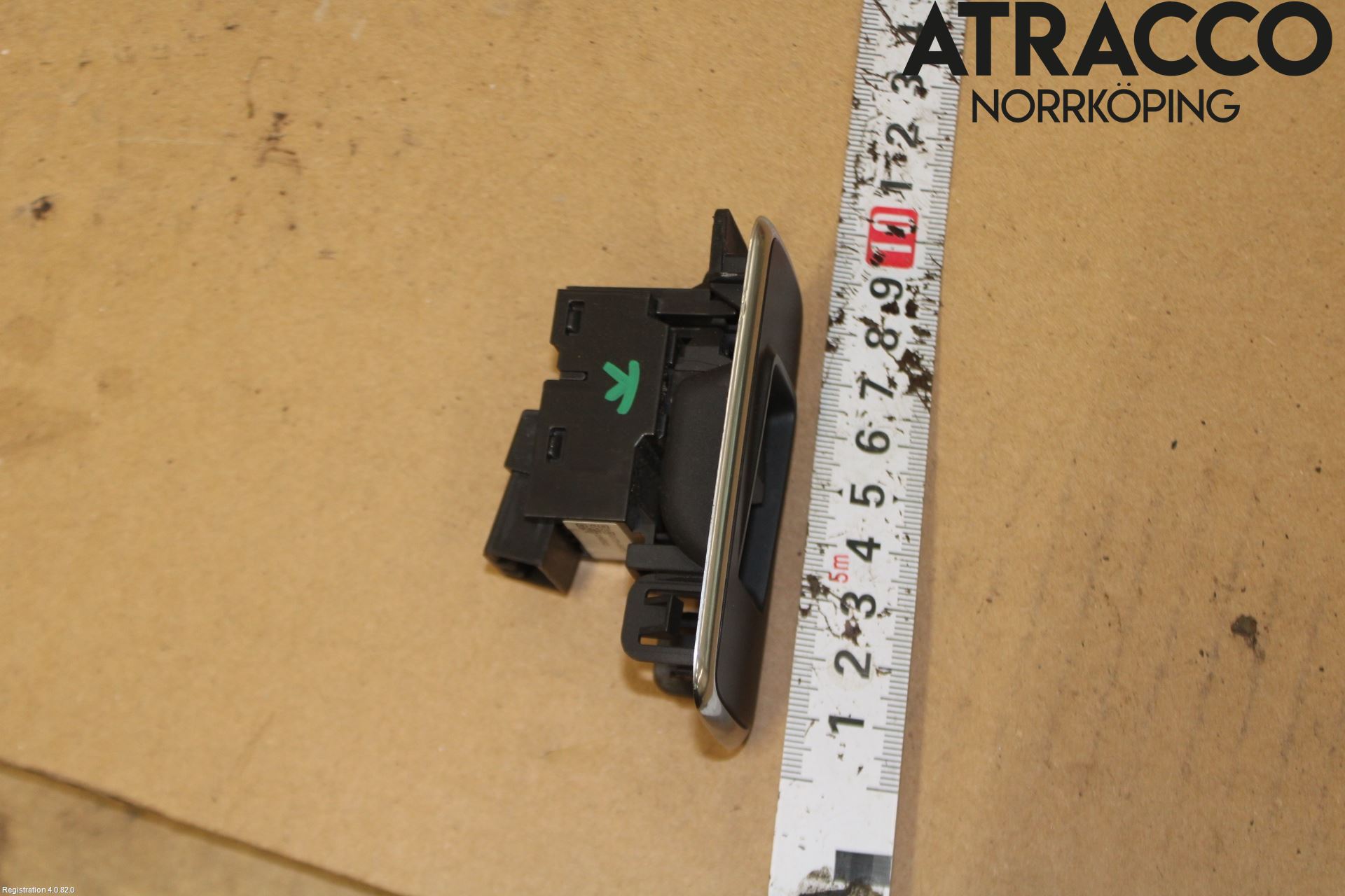 Jaguar F-PACE Strömställare Elhiss