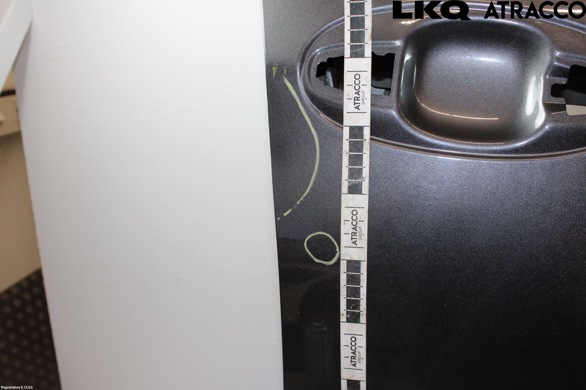 Toyota YARIS XP130 15-20 Dörr Fram Höger