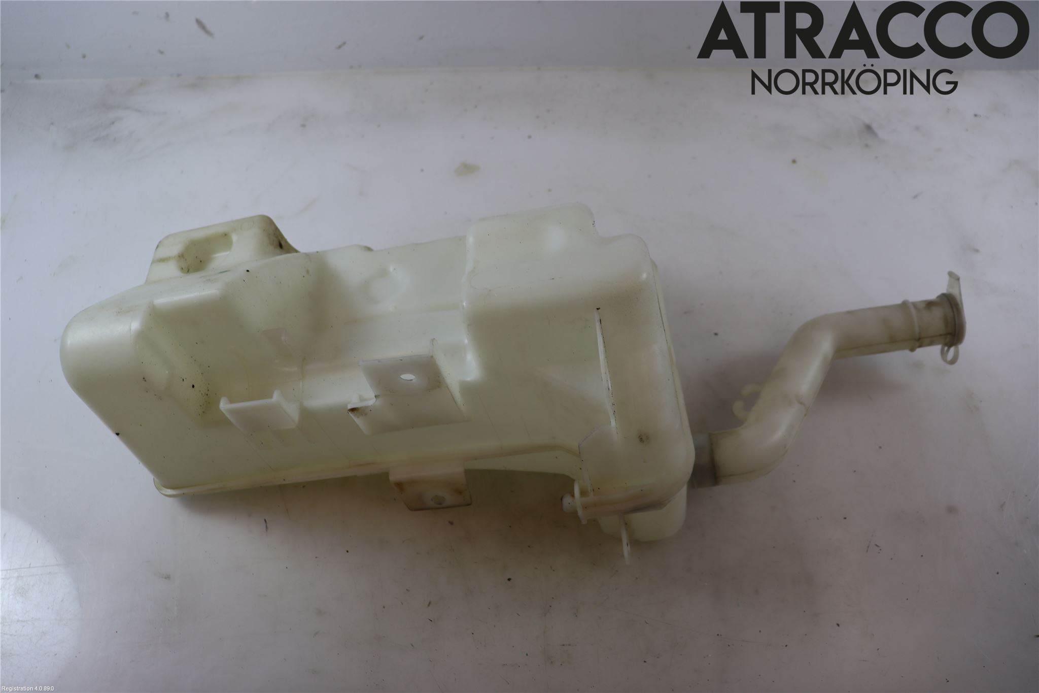 Mitsubishi COLT   04-08 Spolartank Vindruta