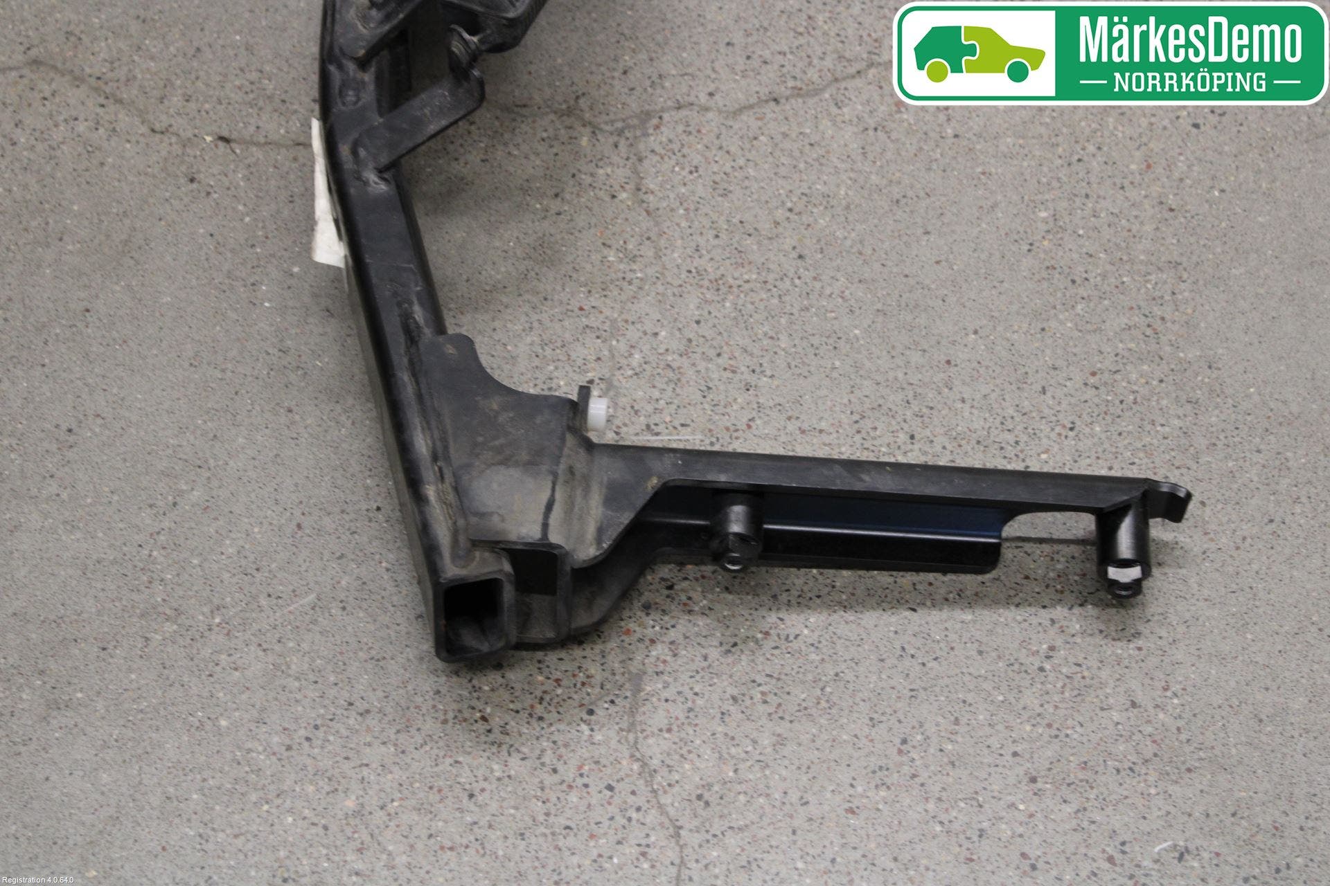 Audi A4/S4 B9 16-19 Dragkrok