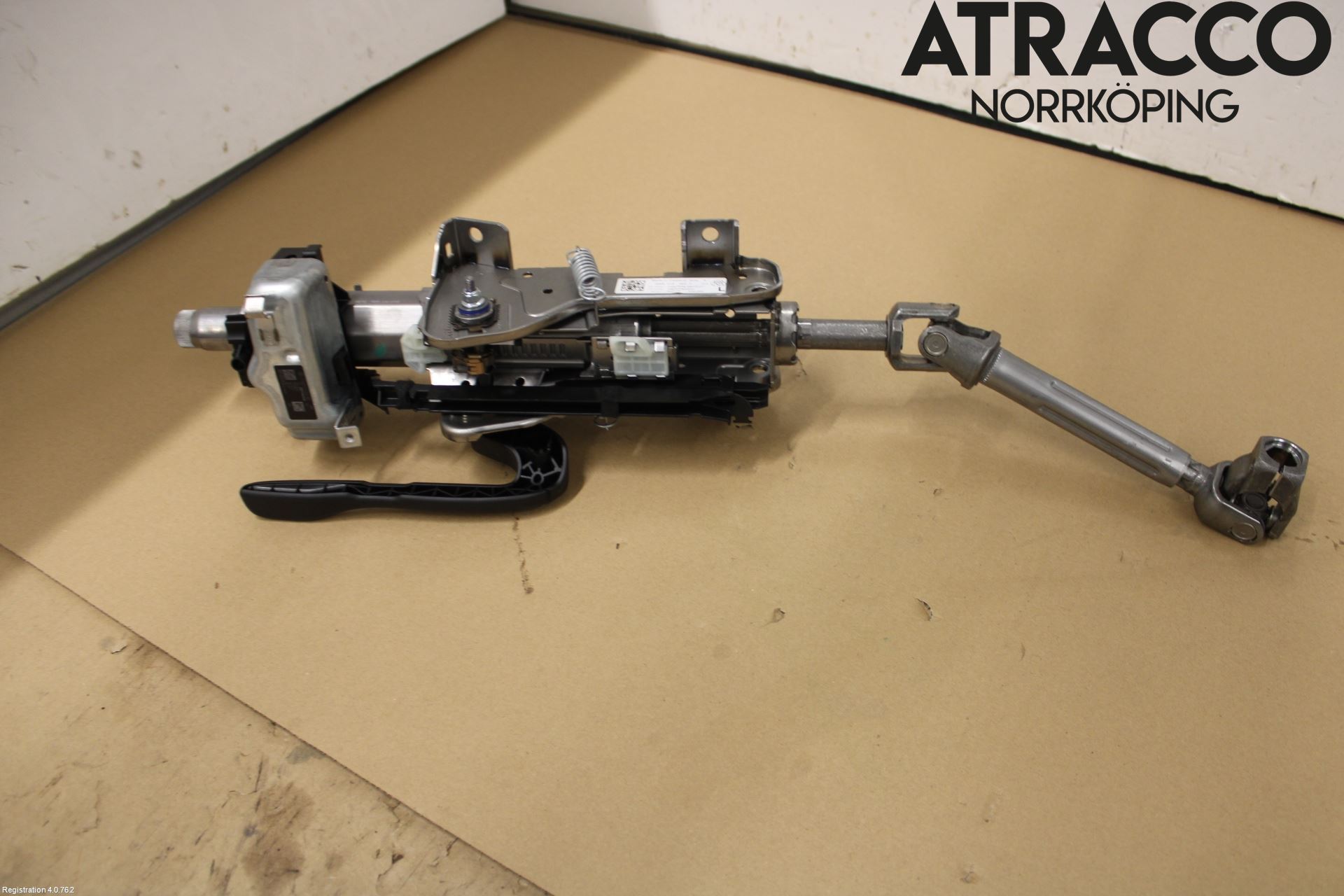 Skoda OCTAVIA (NX) 20- Rattaxelagg Justerbart