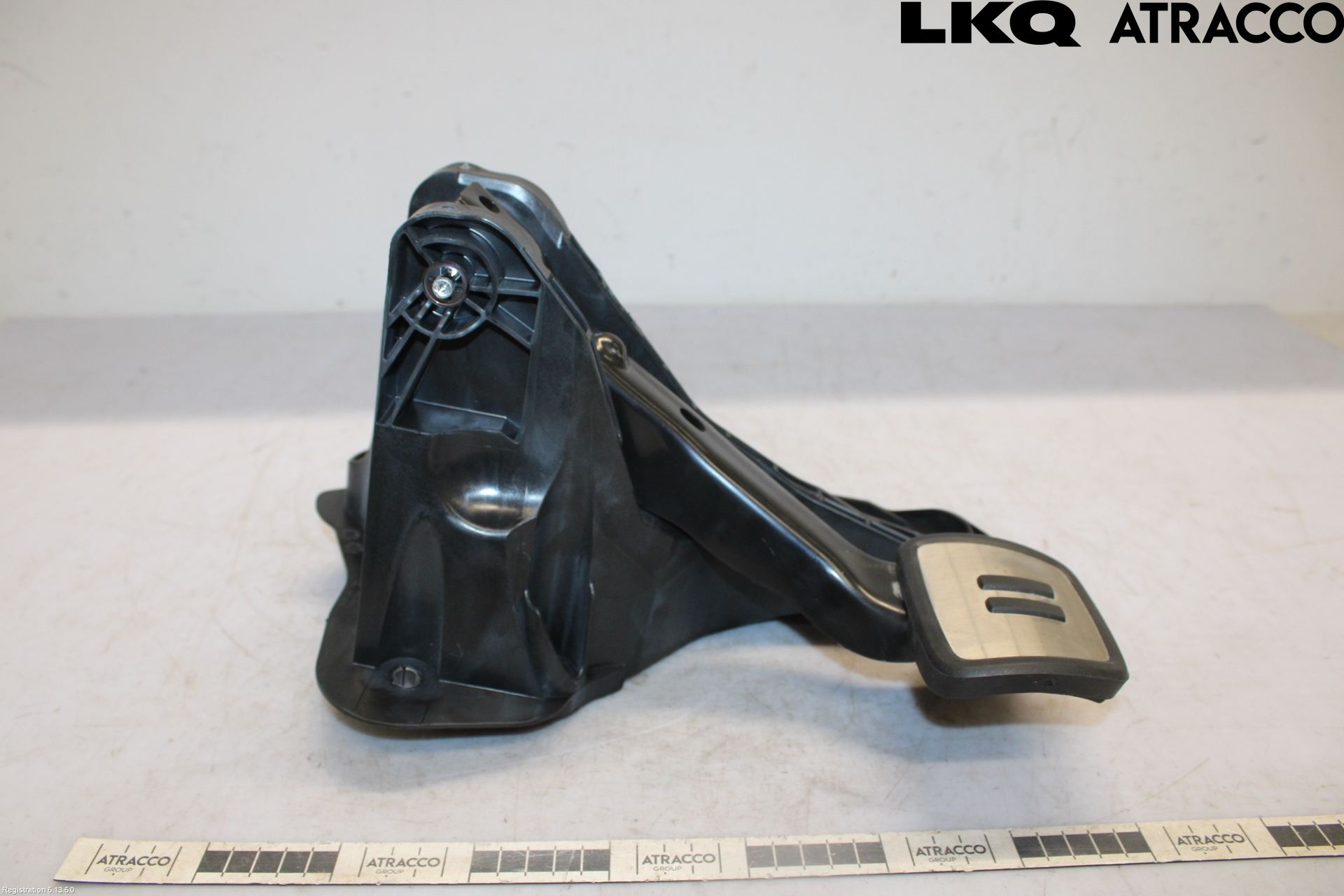 Volkswagen VW ID.7/TOURER 24- Bromspedal