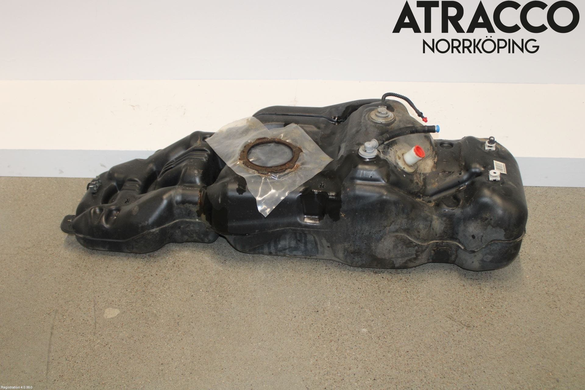 Toyota HILUX 16- Bränsletank Diesel