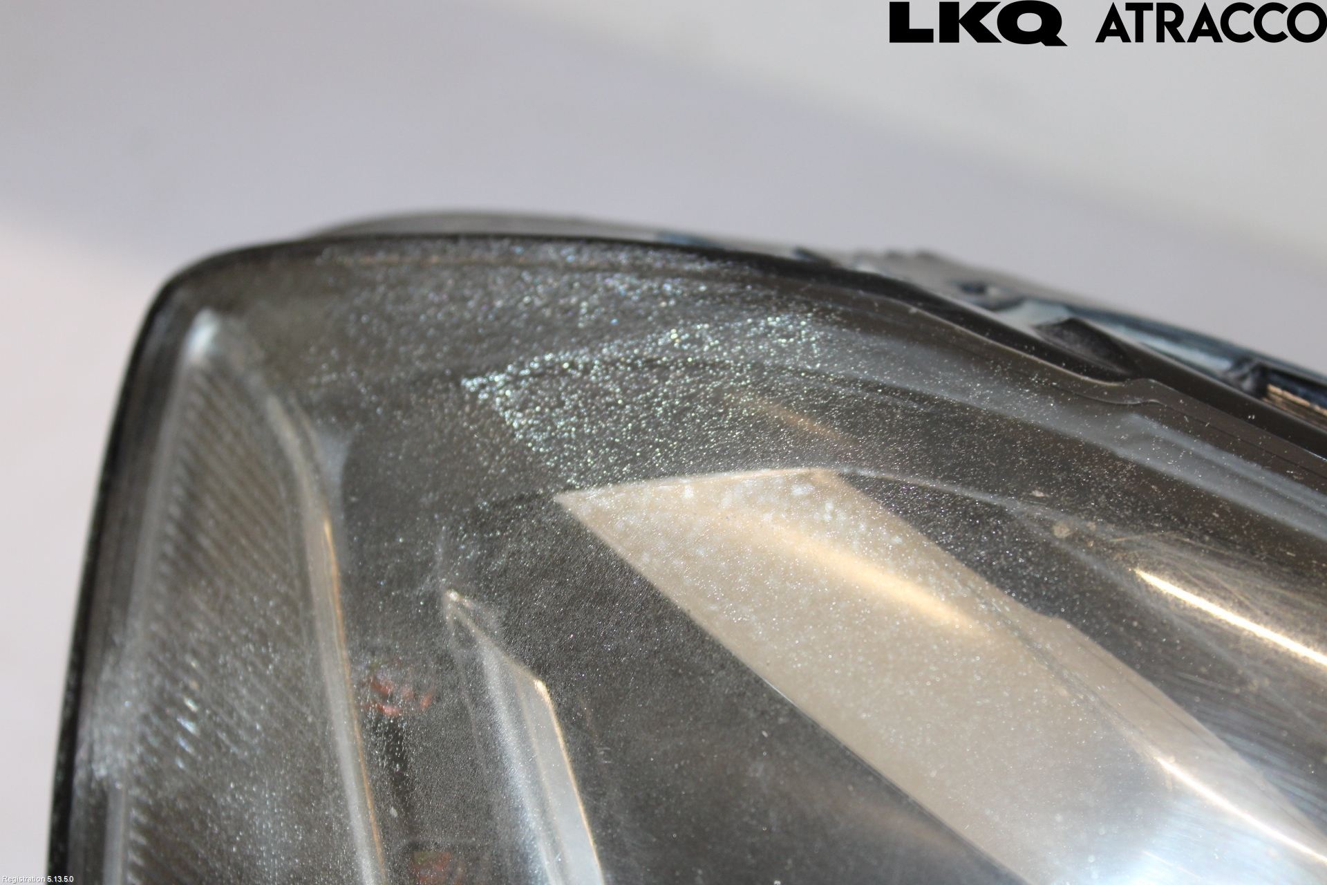 Volkswagen VW PASSAT 11-14 Strålkastare Höger