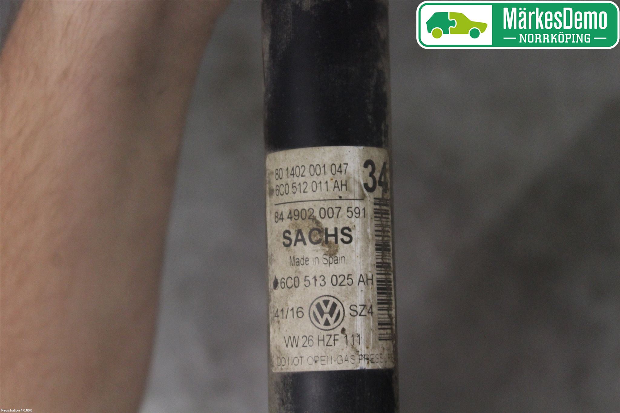 Volkswagen VW POLO 10-17 Stötdämpare Bak