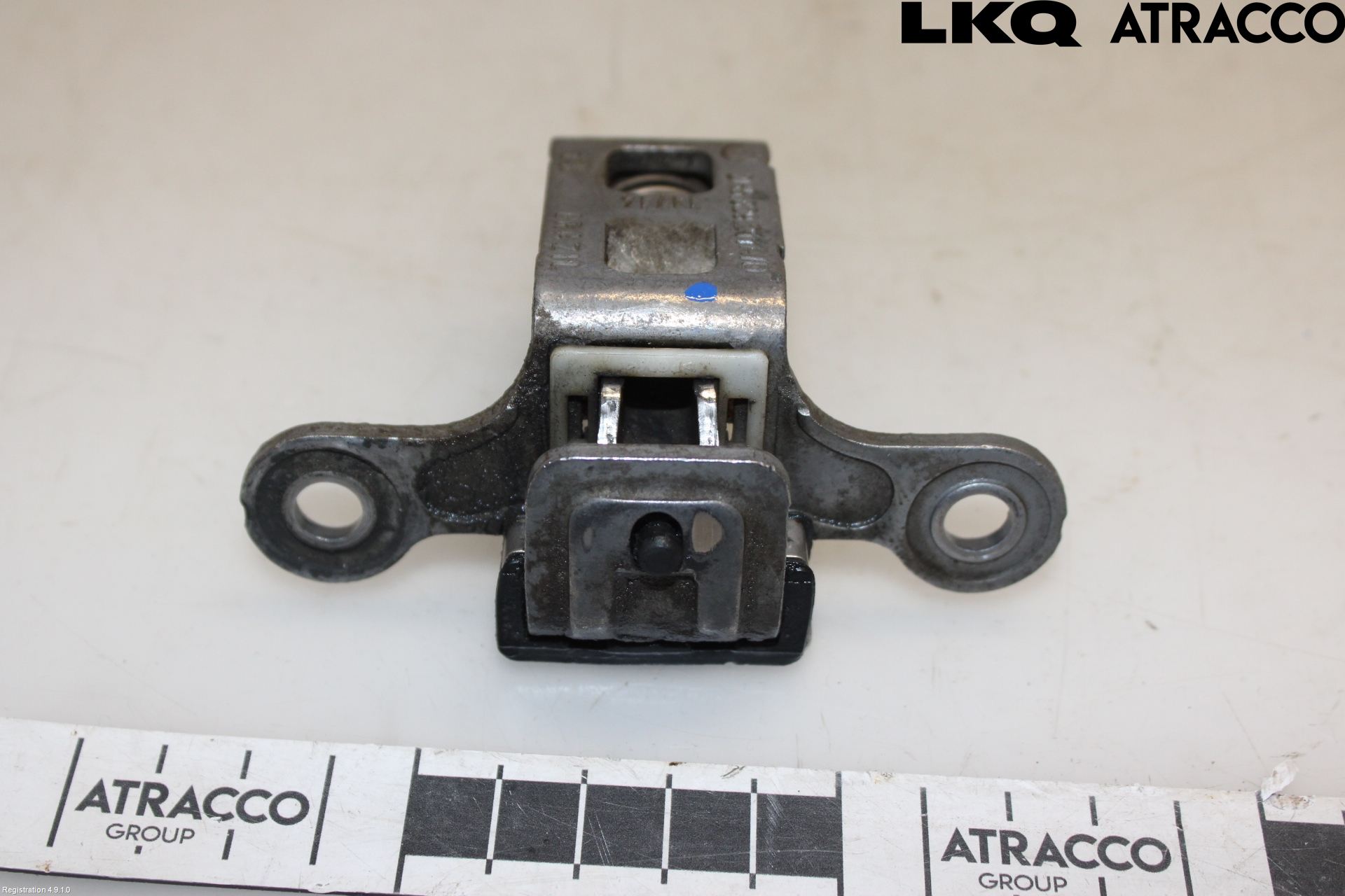 Volkswagen VW AMAROK 2H 10-22 Låskista Baklucka