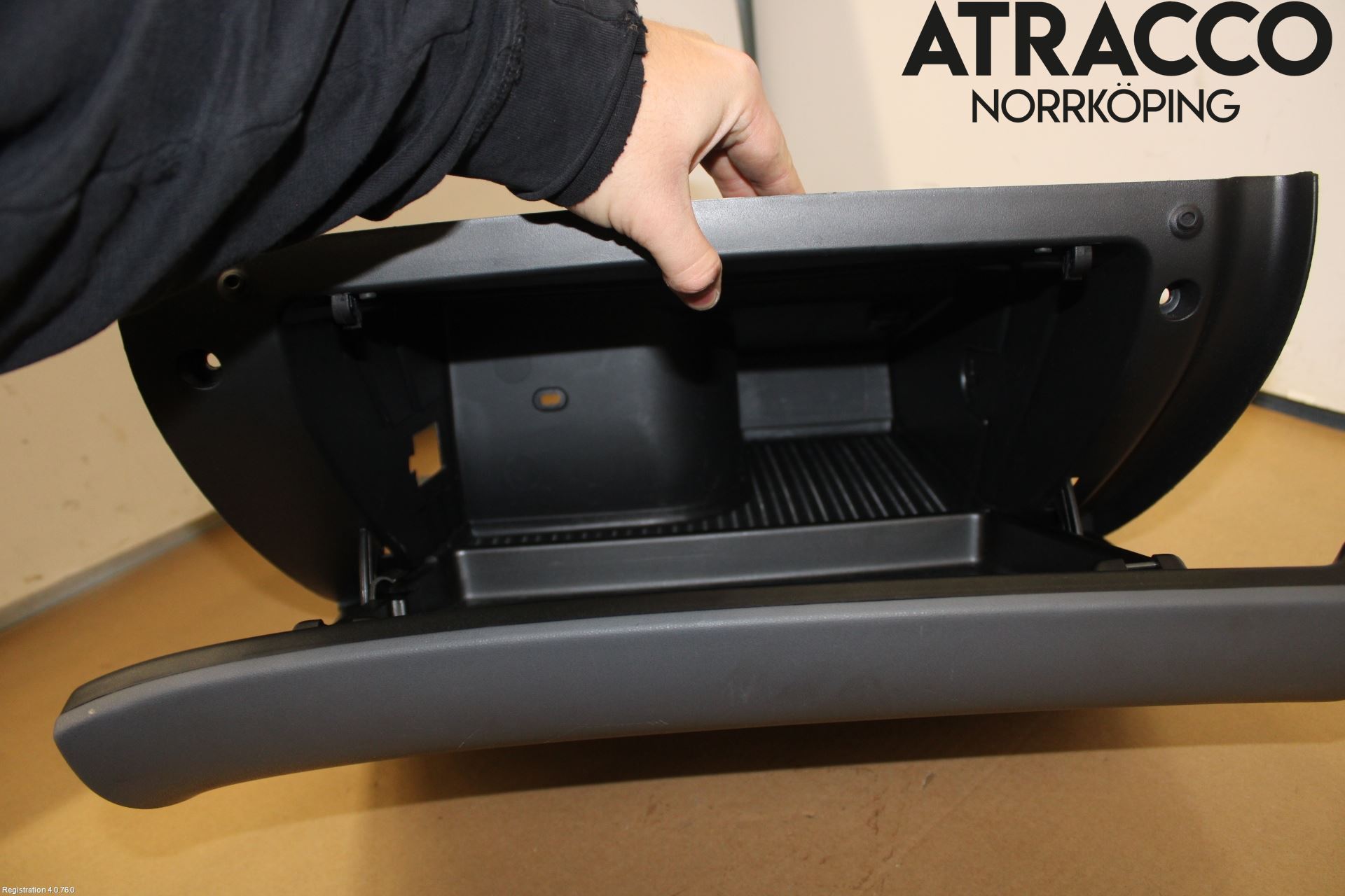 Saab 9-3 VER 2 Handskfack