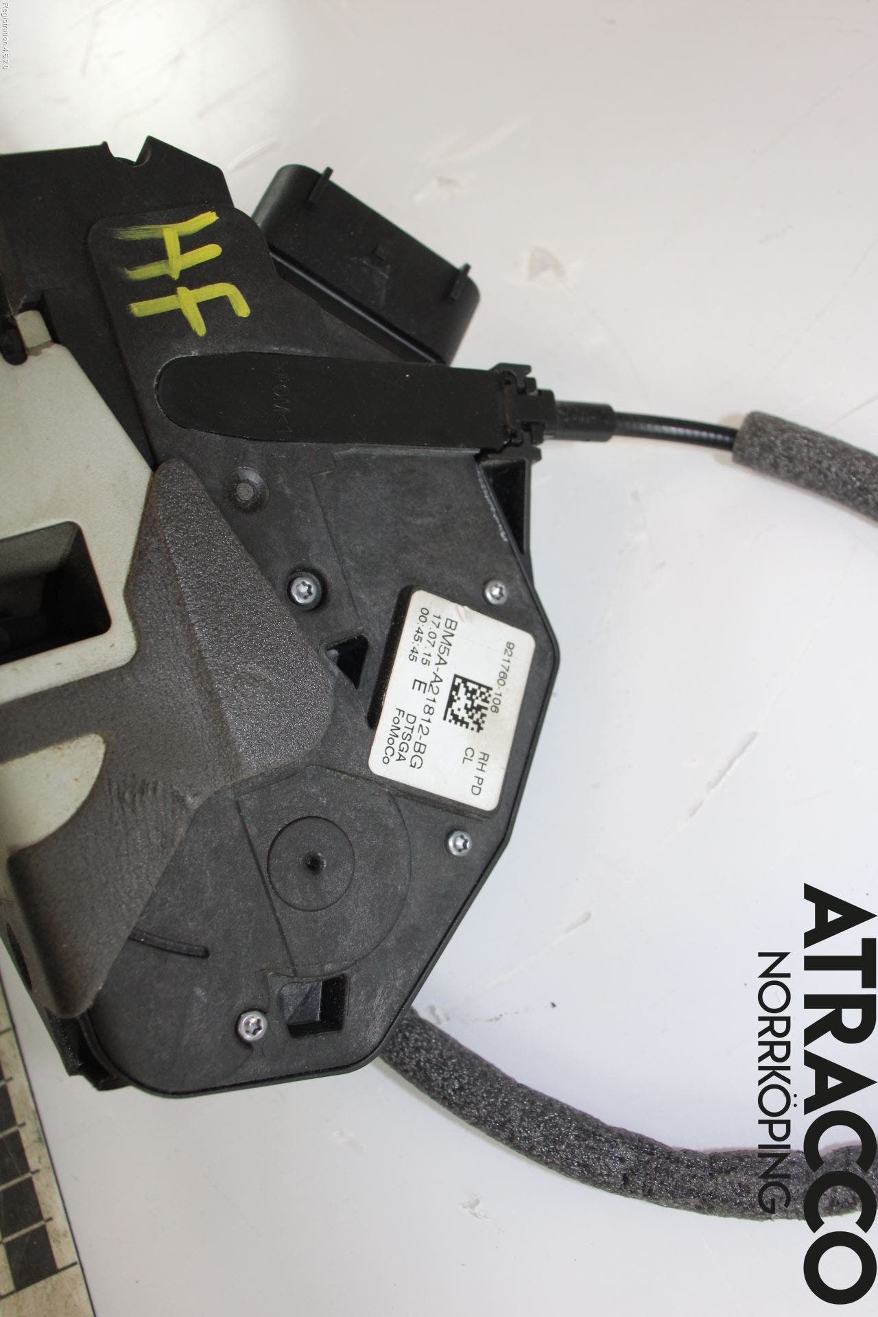 Ford FOCUS 15-18 Låskista-Dörrlås