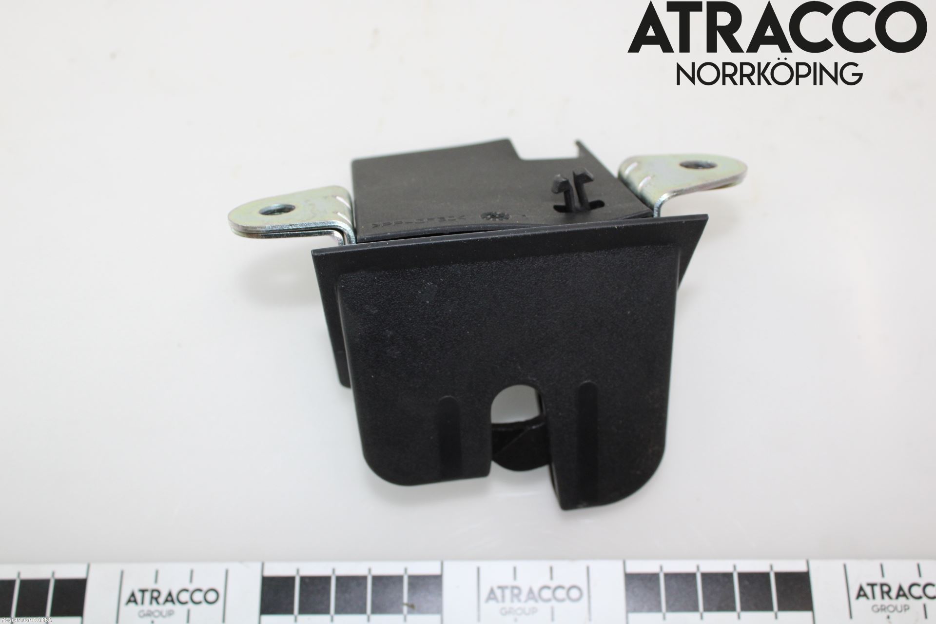 Seat IBIZA V 17-20 Låskista Baklucka