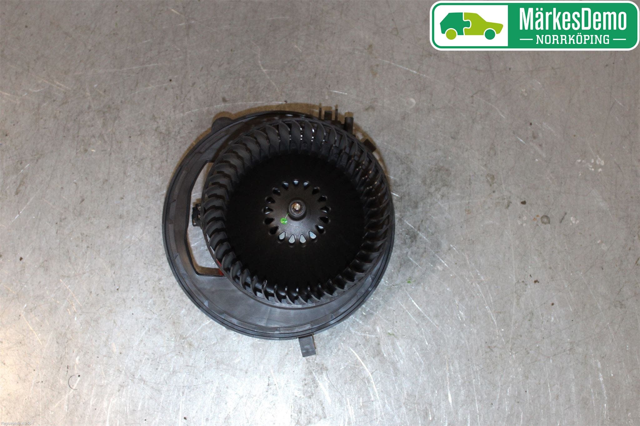 Volkswagen VW PASSAT 15-19 Värmefläkt