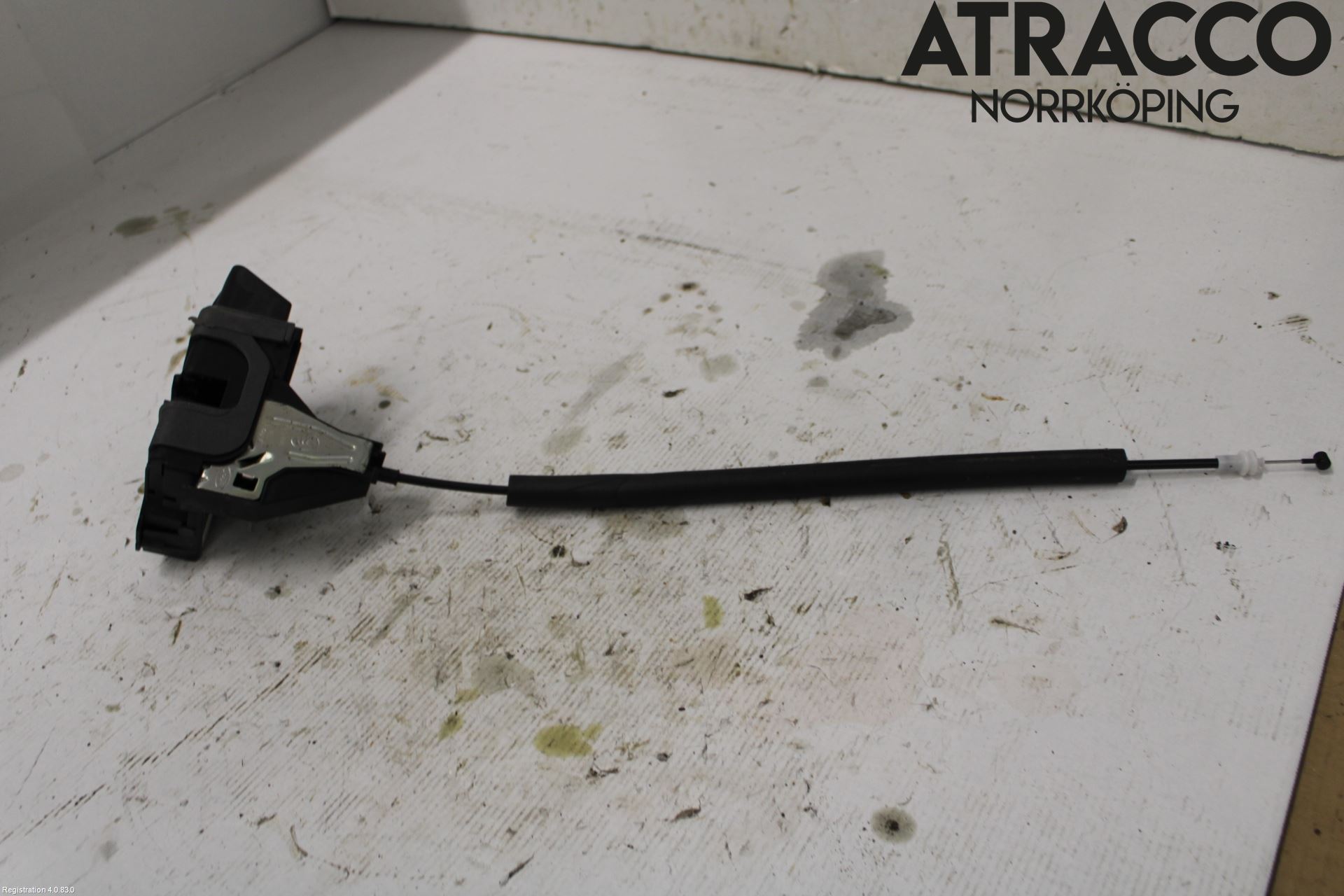 Jaguar I-PACE 18- Låskista-Dörrlås