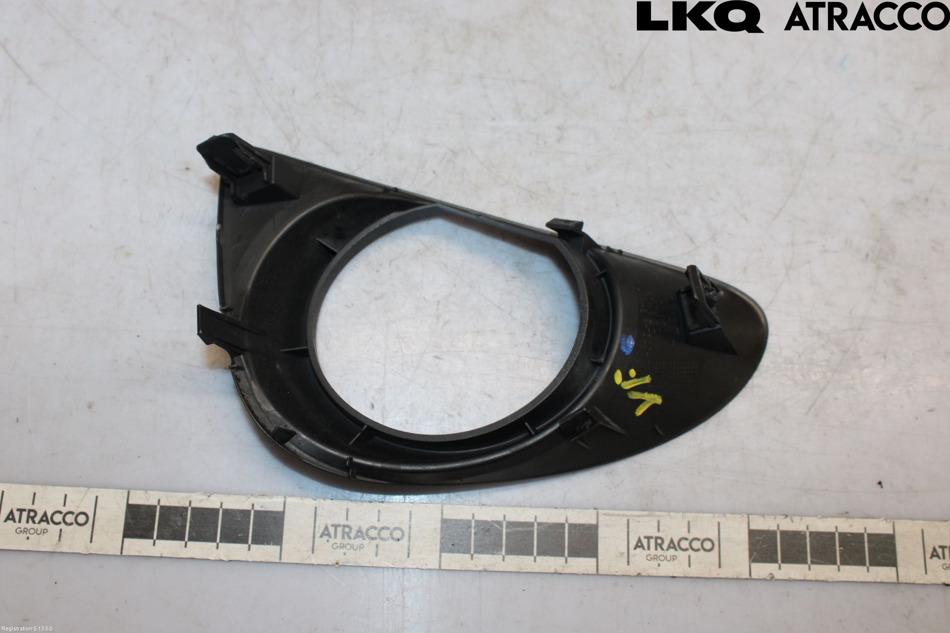 Toyota YARIS XP130 12-14 Dimljussarg Fram