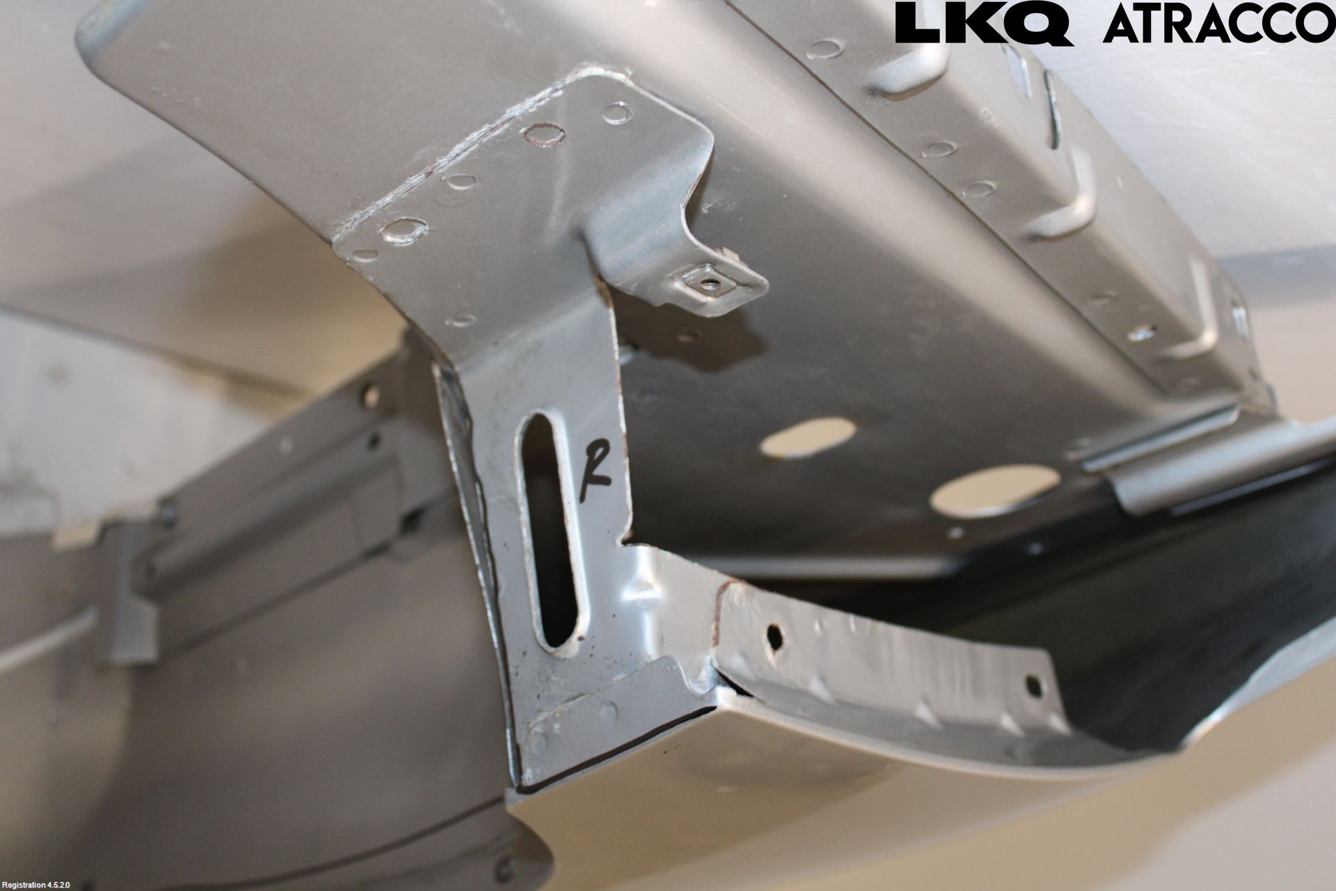 Chevrolet SILVERADO PICKUP Skärm Fram Vänster