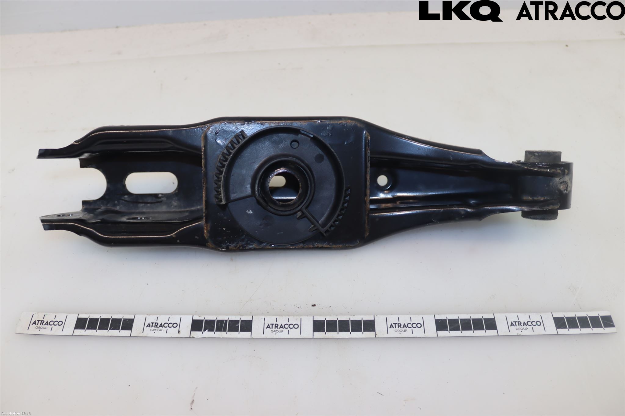 Volkswagen VW ID.4 21- Bärarm Bak Vänster