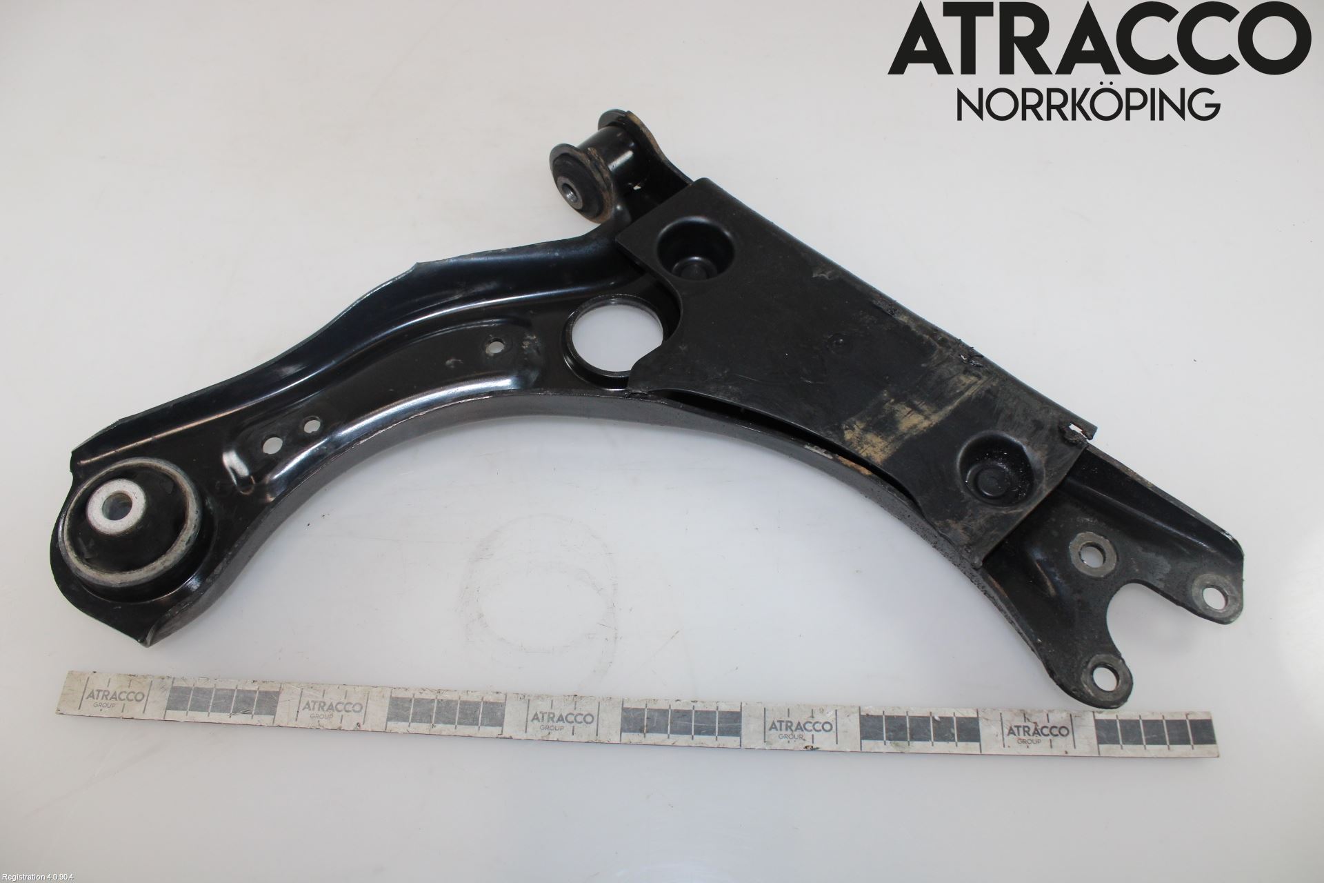 Volkswagen VW T-CROSS 19- Bärarm Fram Undre Vä