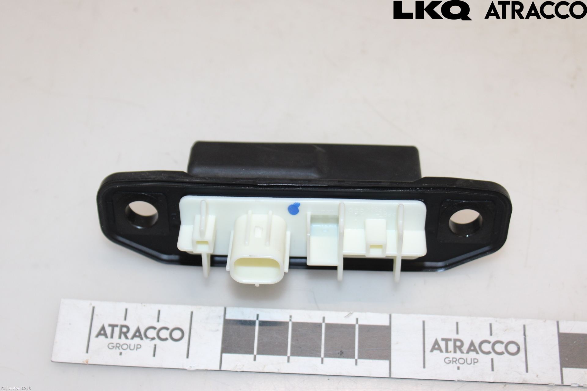 Toyota YARIS CROSS XP21 21- Bakluckehandtag