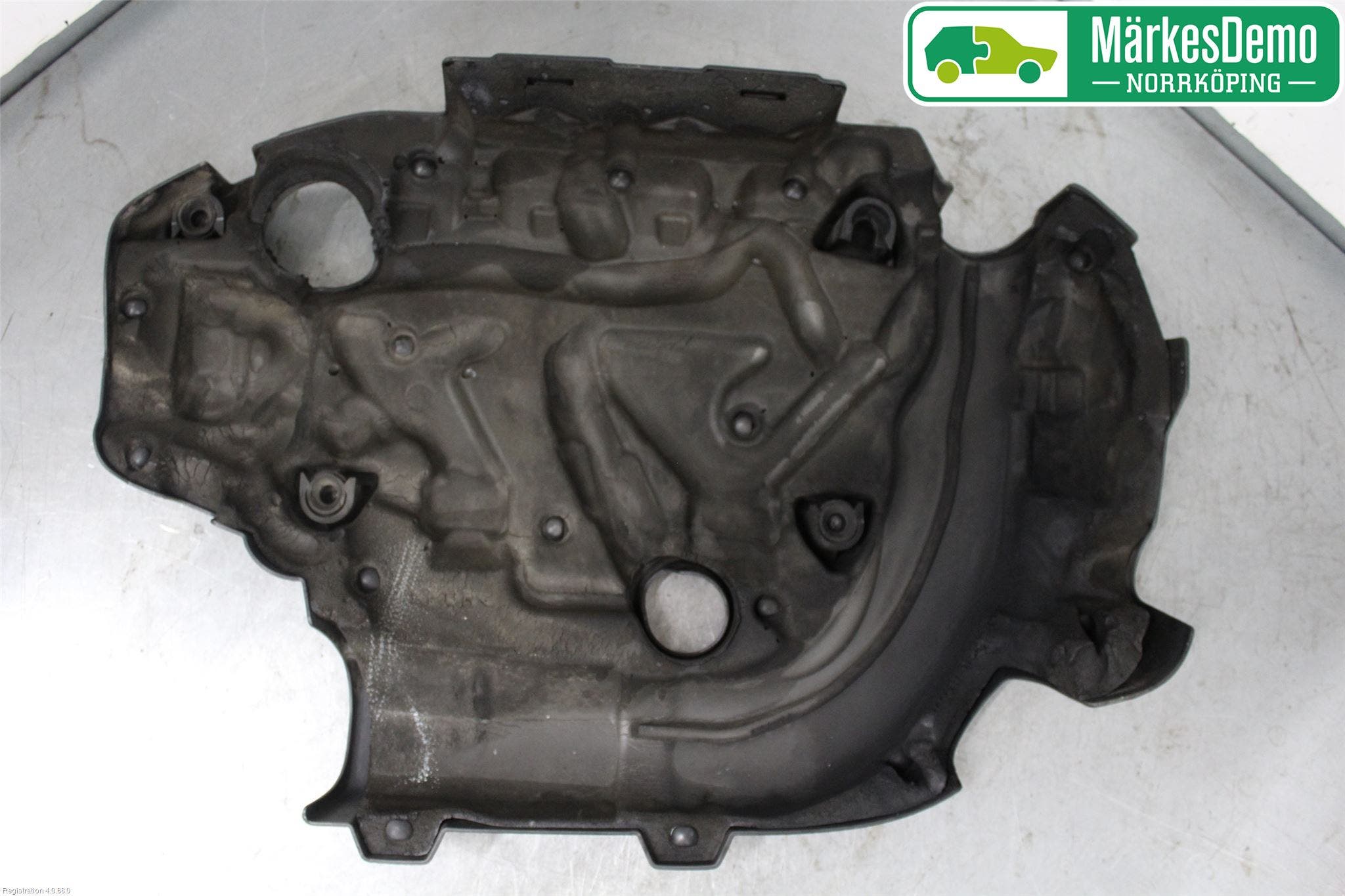 Volvo V70 08-13 Motorkåpa