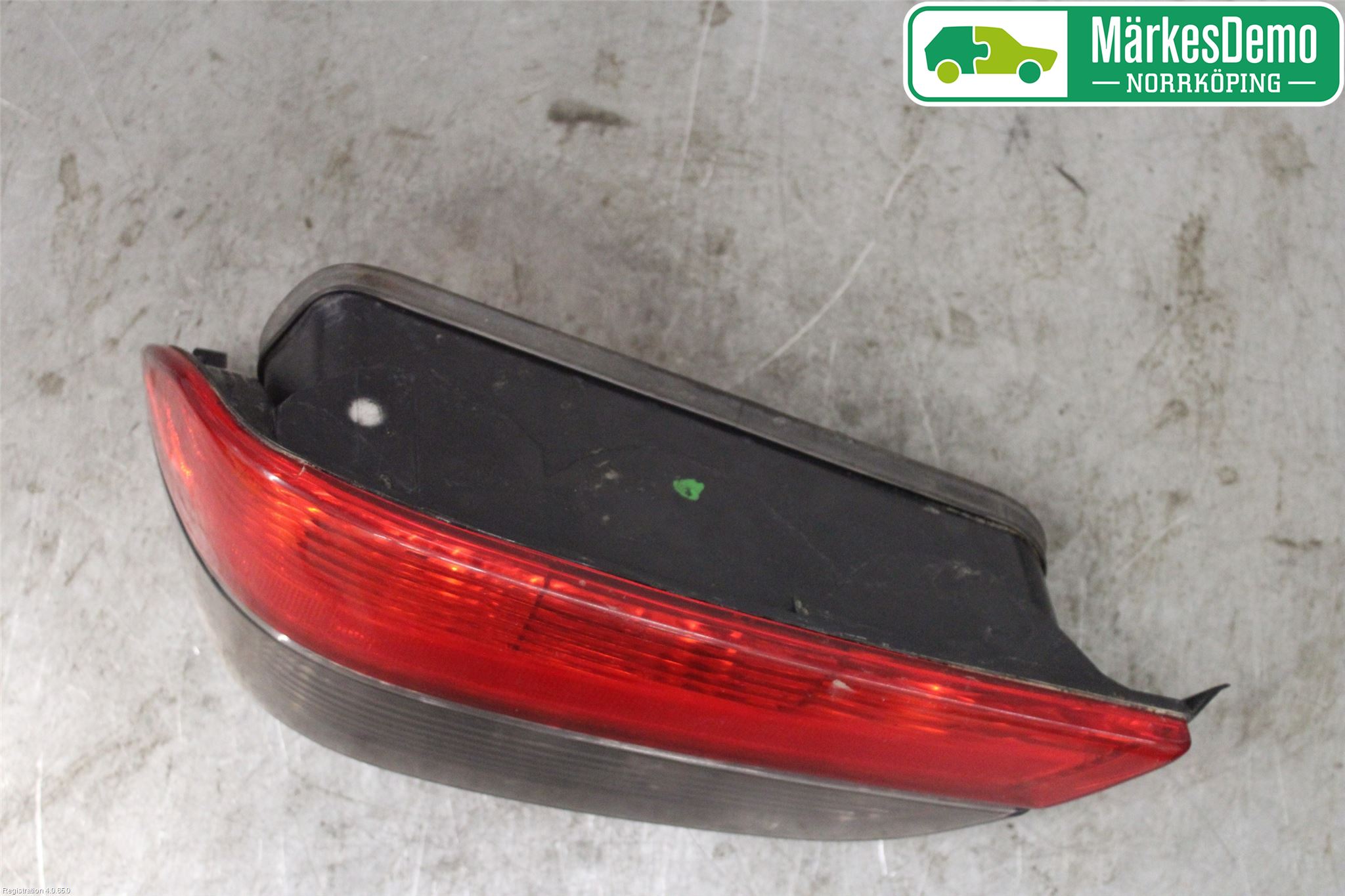 Peugeot 406     96-99 Bakljus Höger