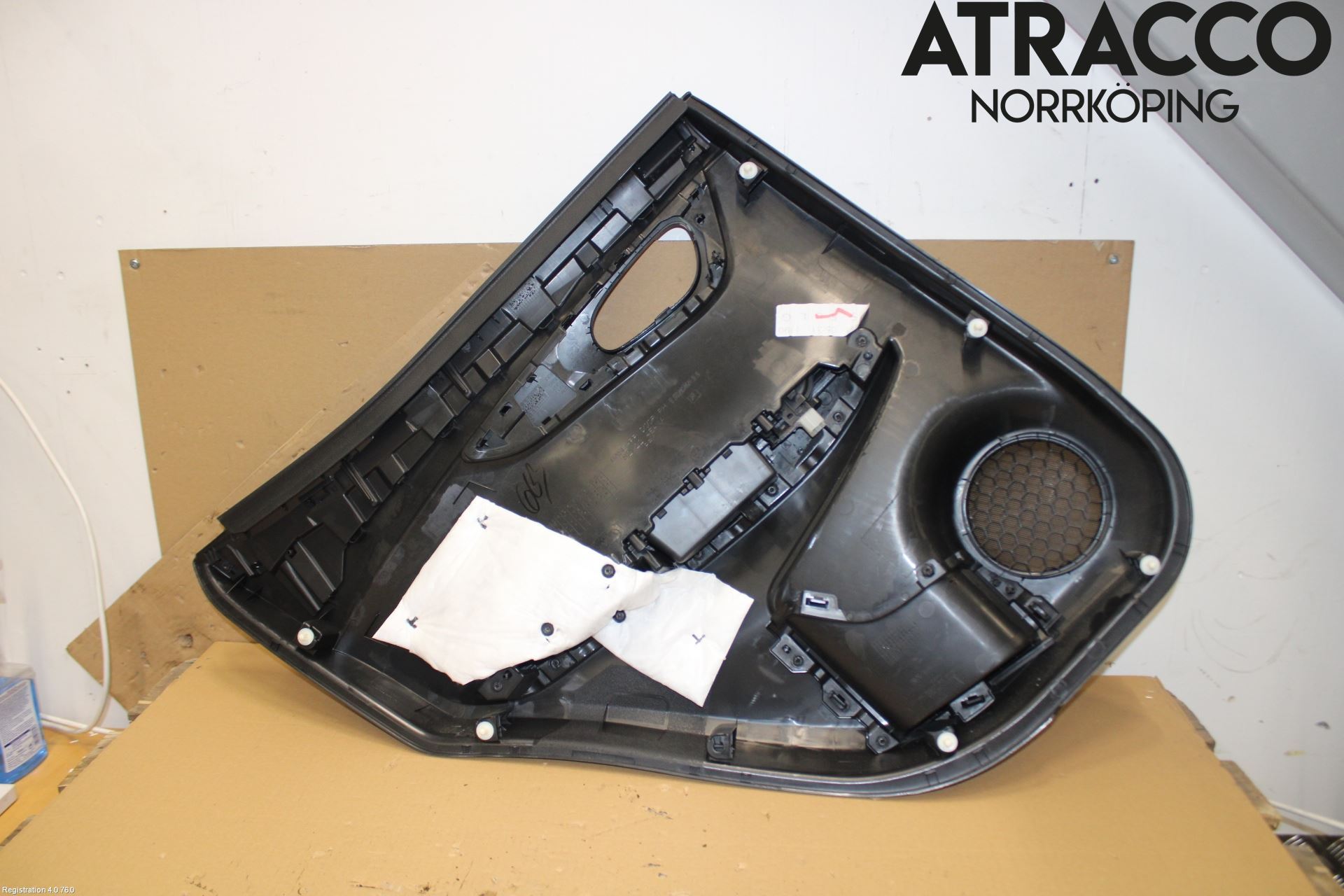 Nissan QASHQAI 14-17 Dörrklädsel Hö