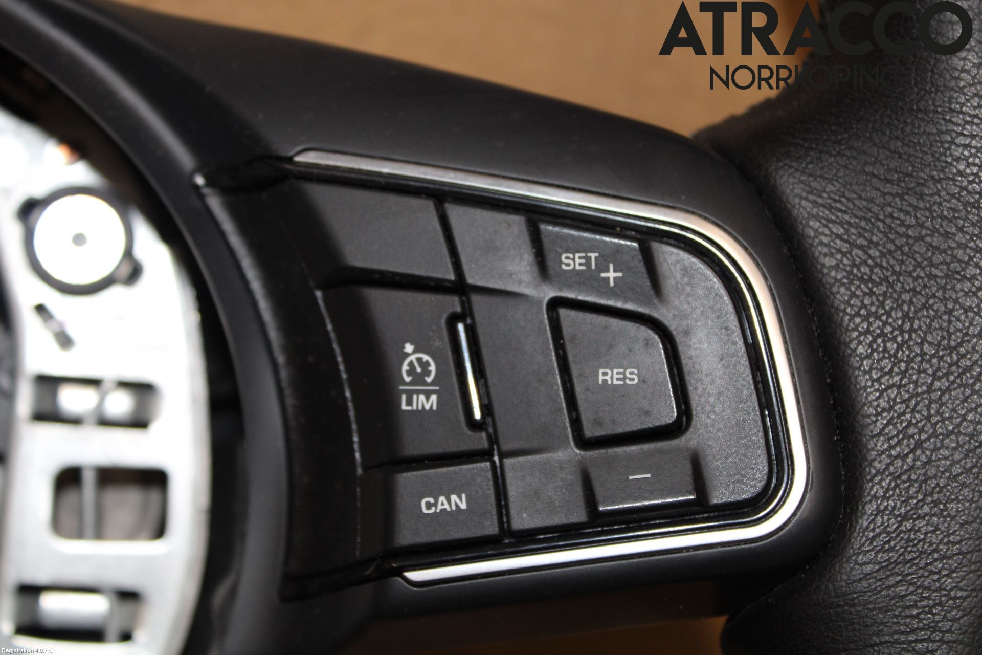 Jaguar E-PACE 17- Ratt