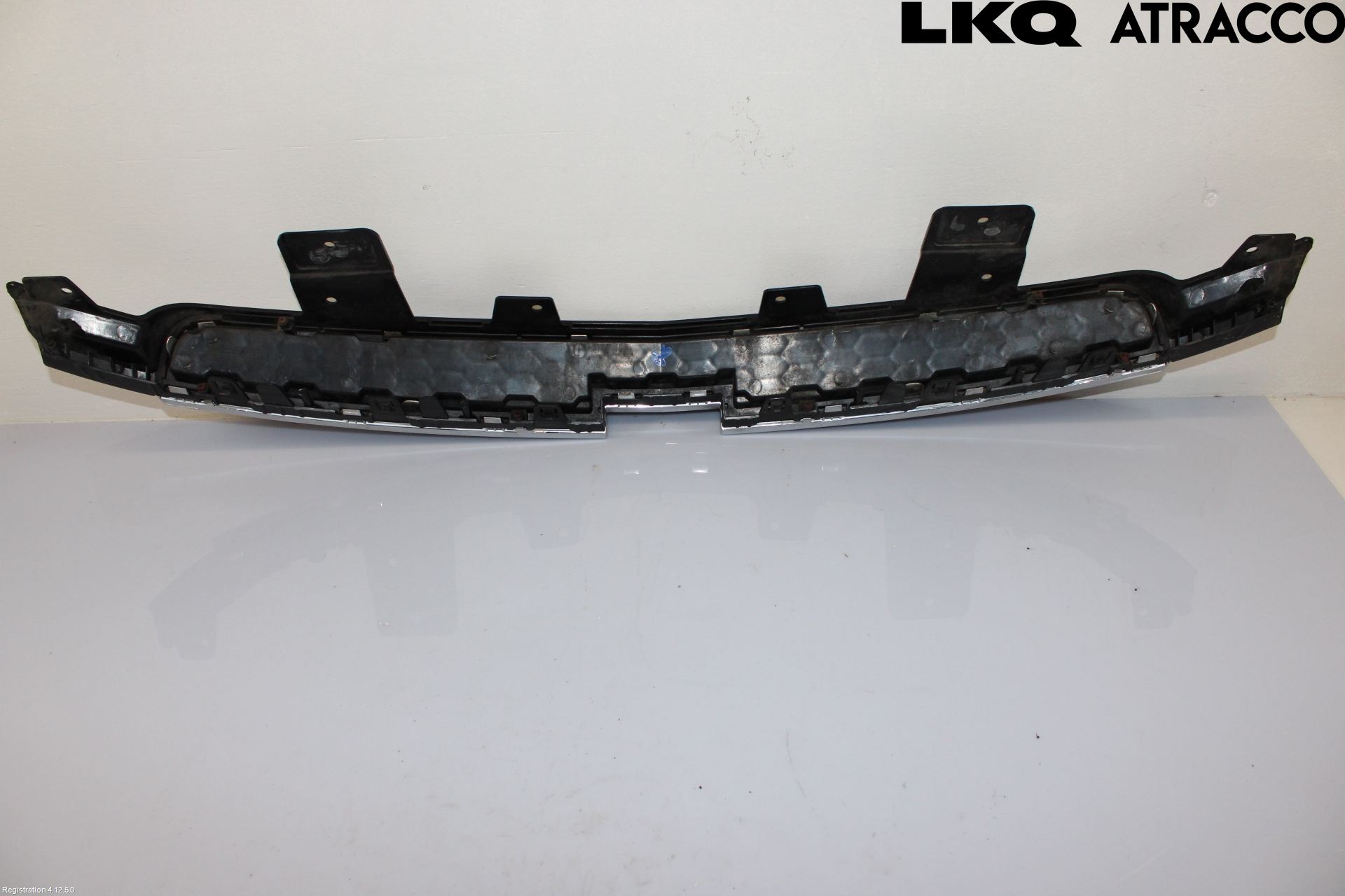 GM CHEVROLET ORLANDO Grilldel Mitt