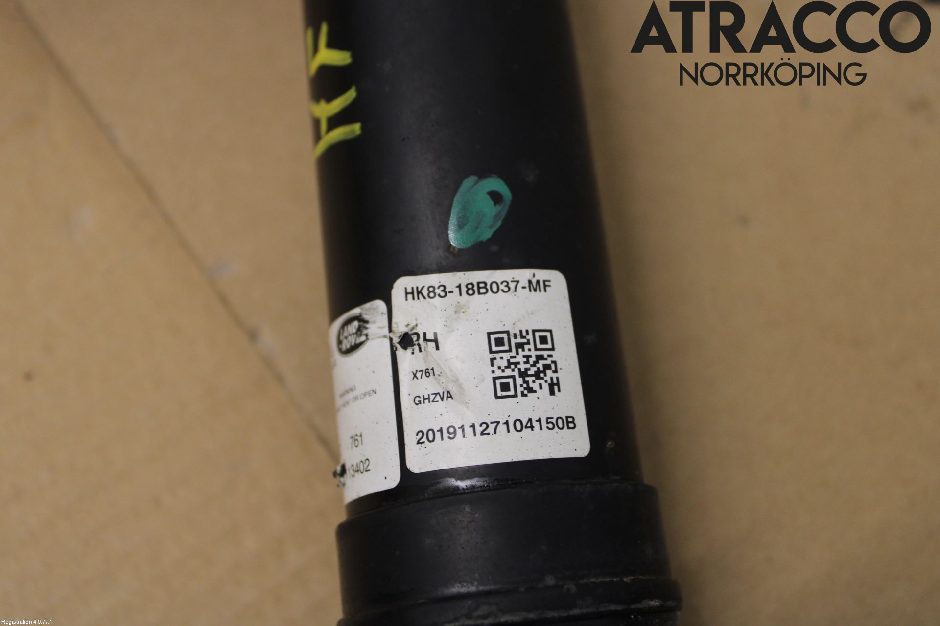 Jaguar F-PACE Fjäderben Fram Höger