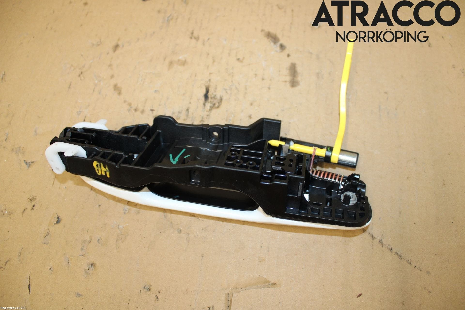 Toyota YARIS XP21 20- Dörrhandtag Yttre Hö