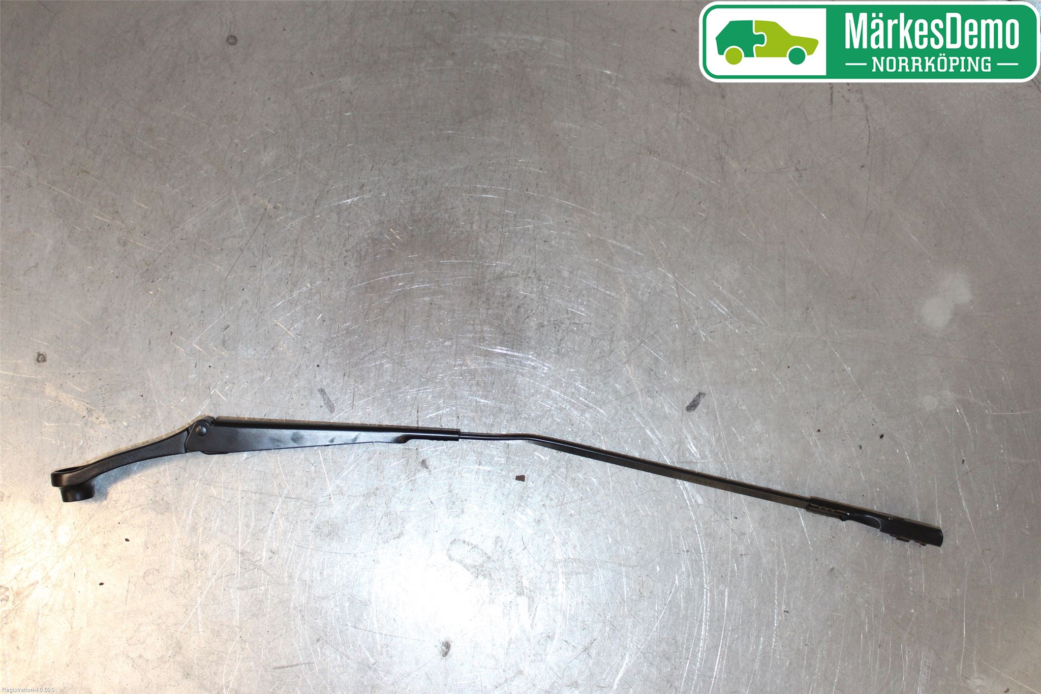 Audi Q2/SQ2 17- Torkararm Armar Vindruta