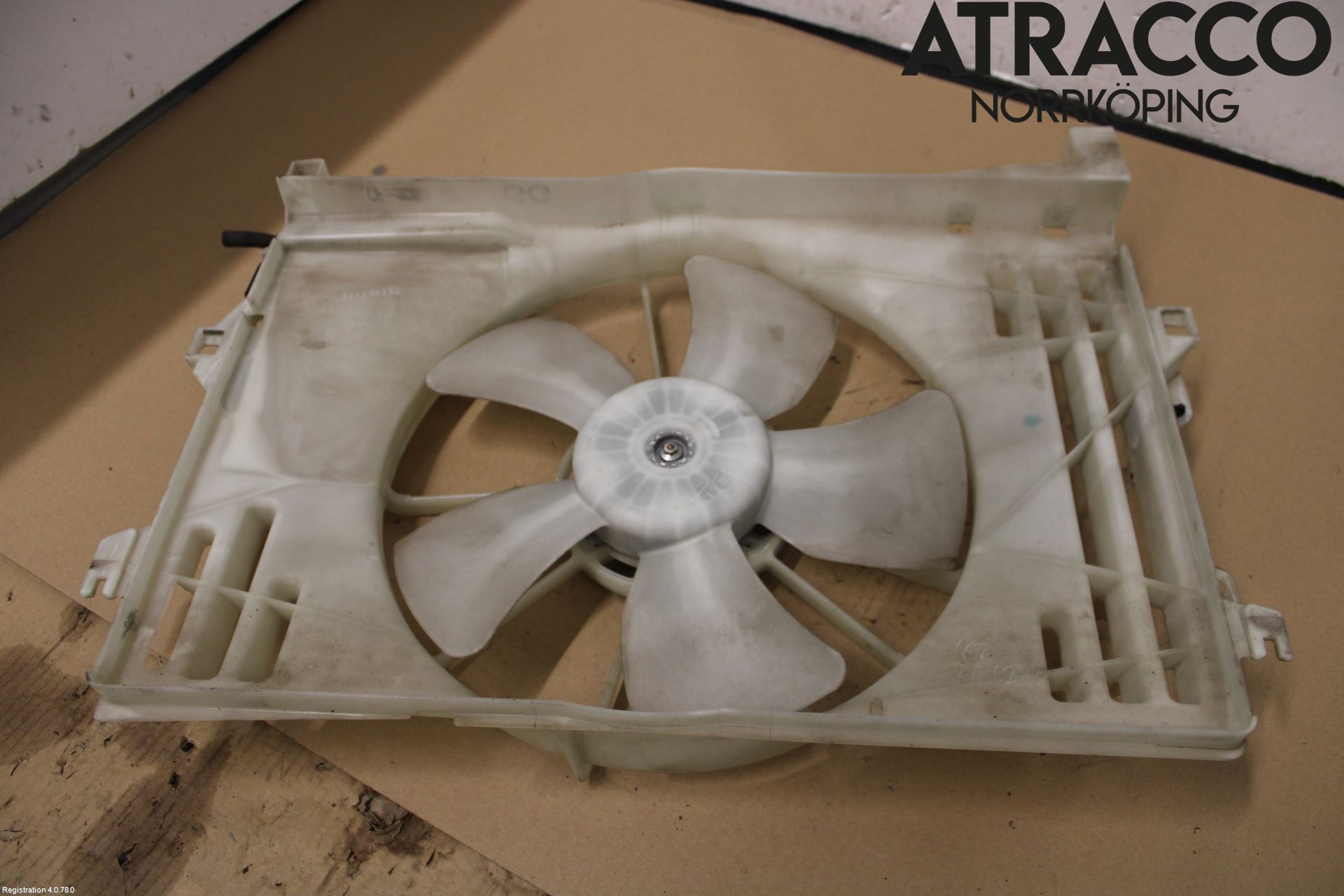 Toyota COROLLA 02-07 Kylfläkt El