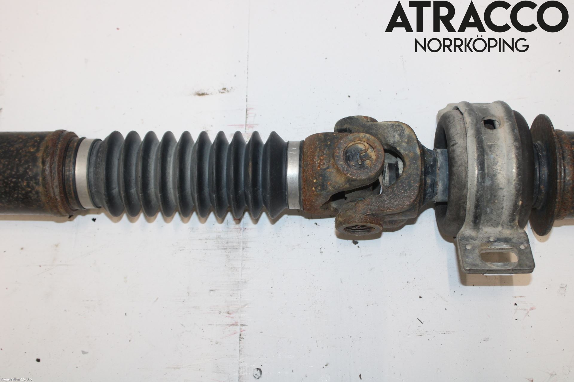 Toyota HILUX 16- Mellanaxel Komp